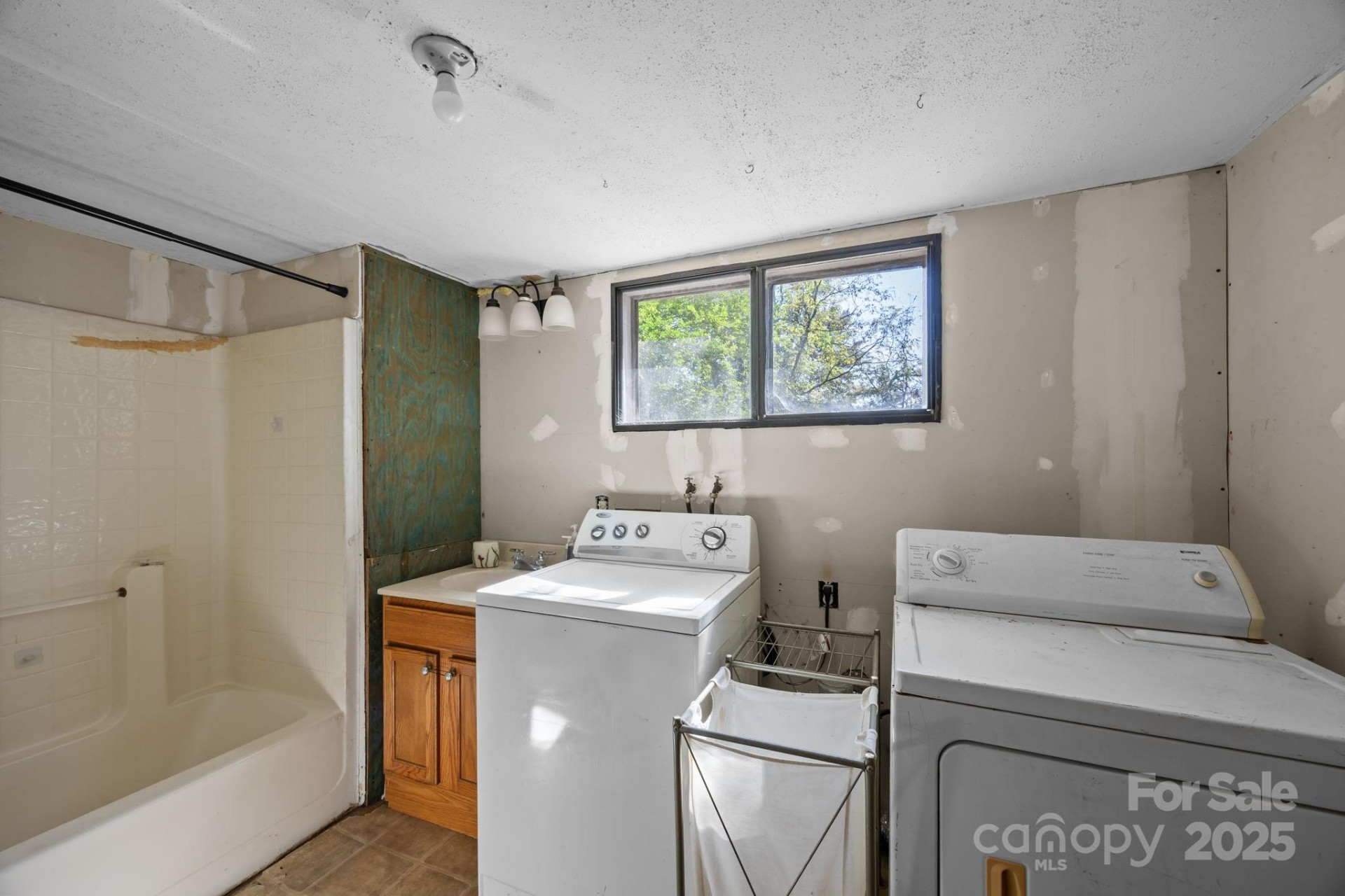 378 Emma Road - Photo 21