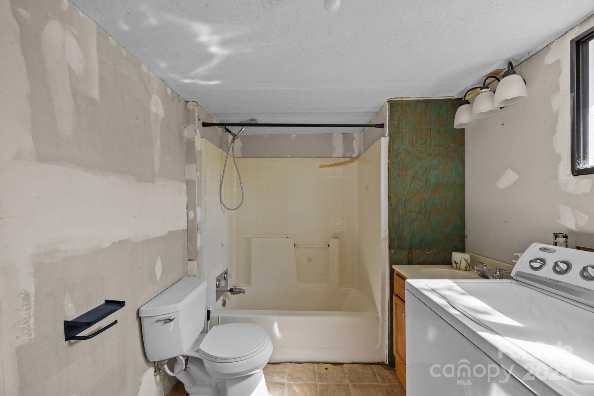 378 Emma Road - Photo 22