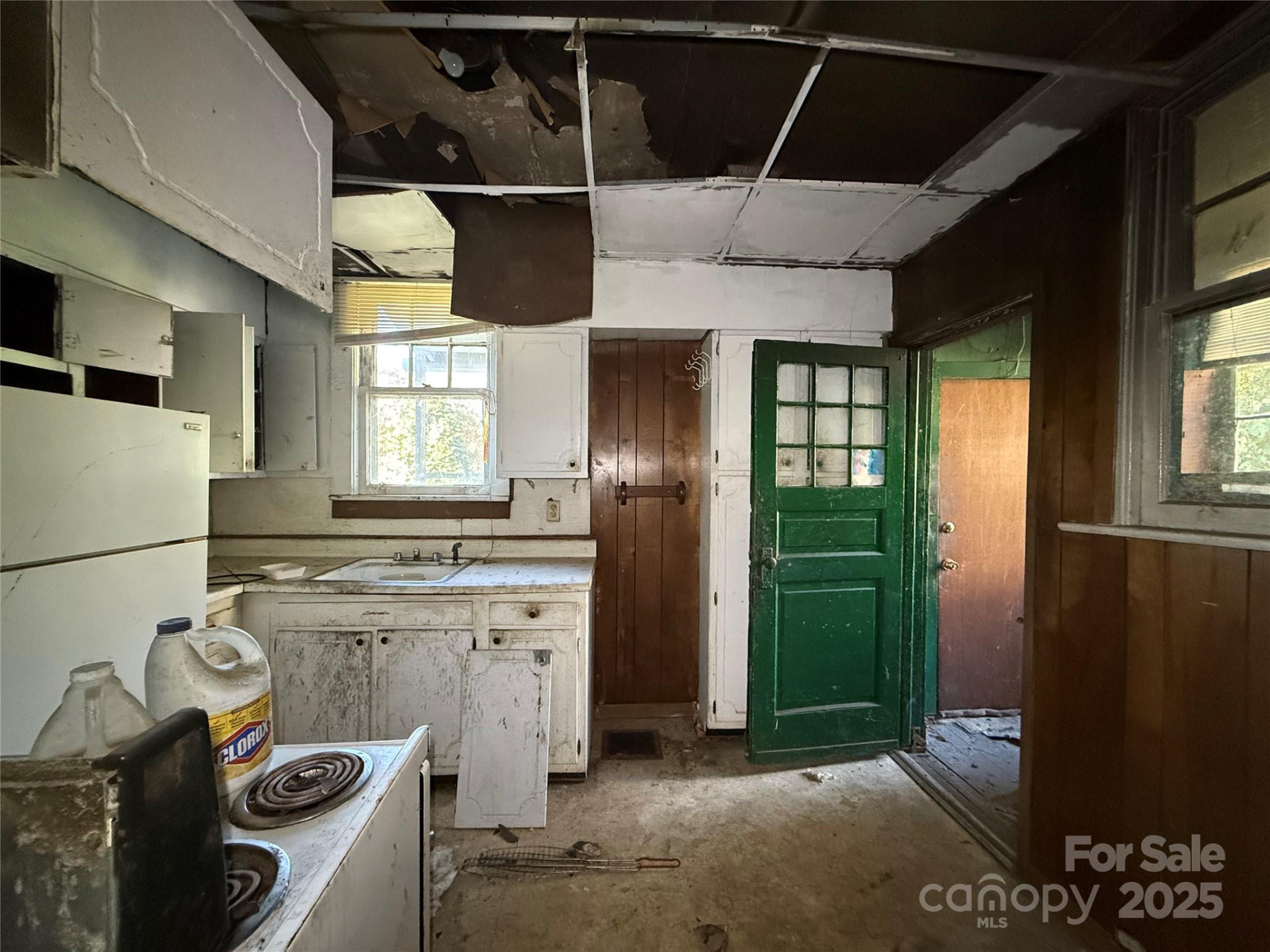 289 French Broad Avenue - Photo 17