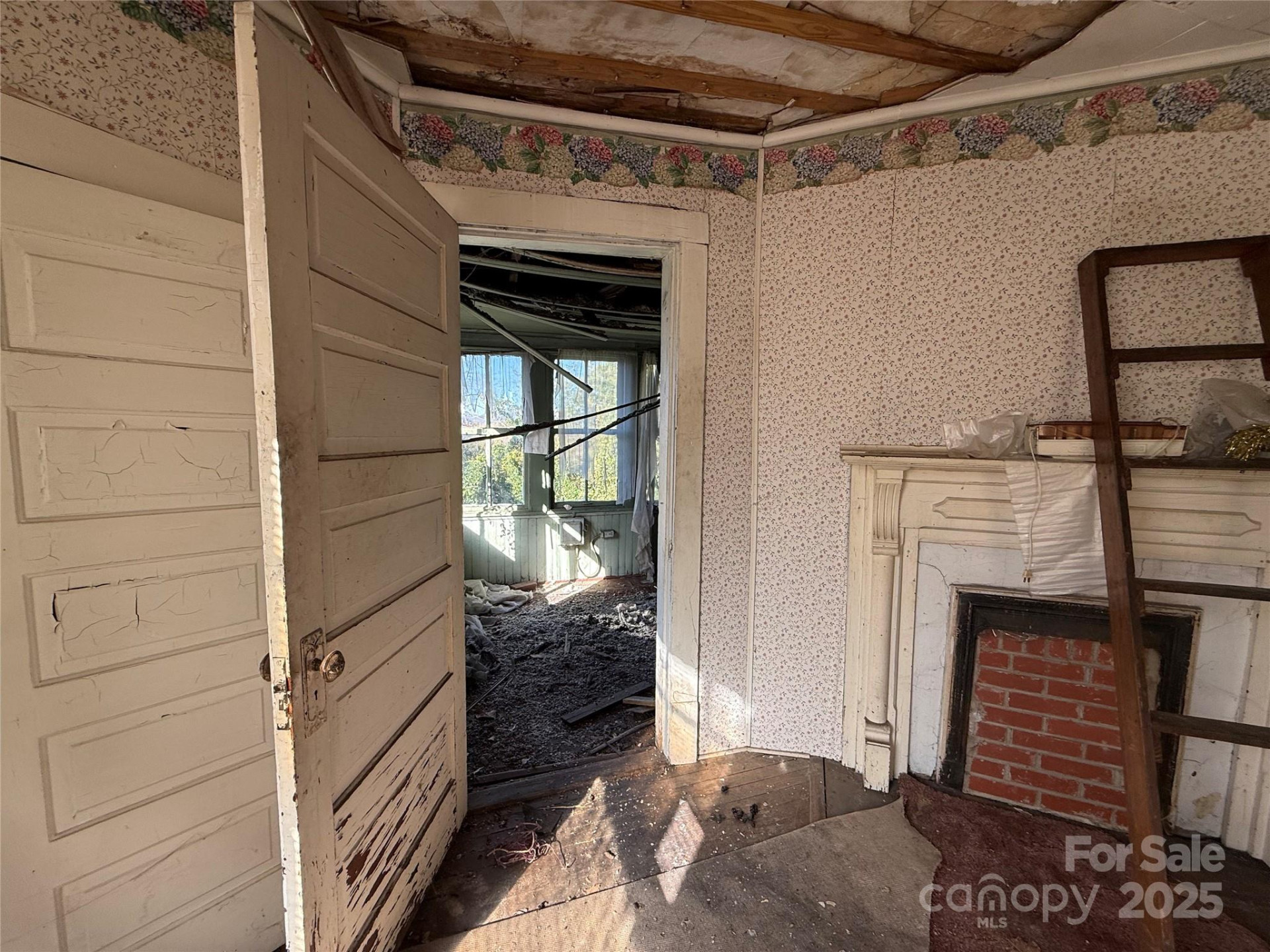 289 French Broad Avenue - Photo 27