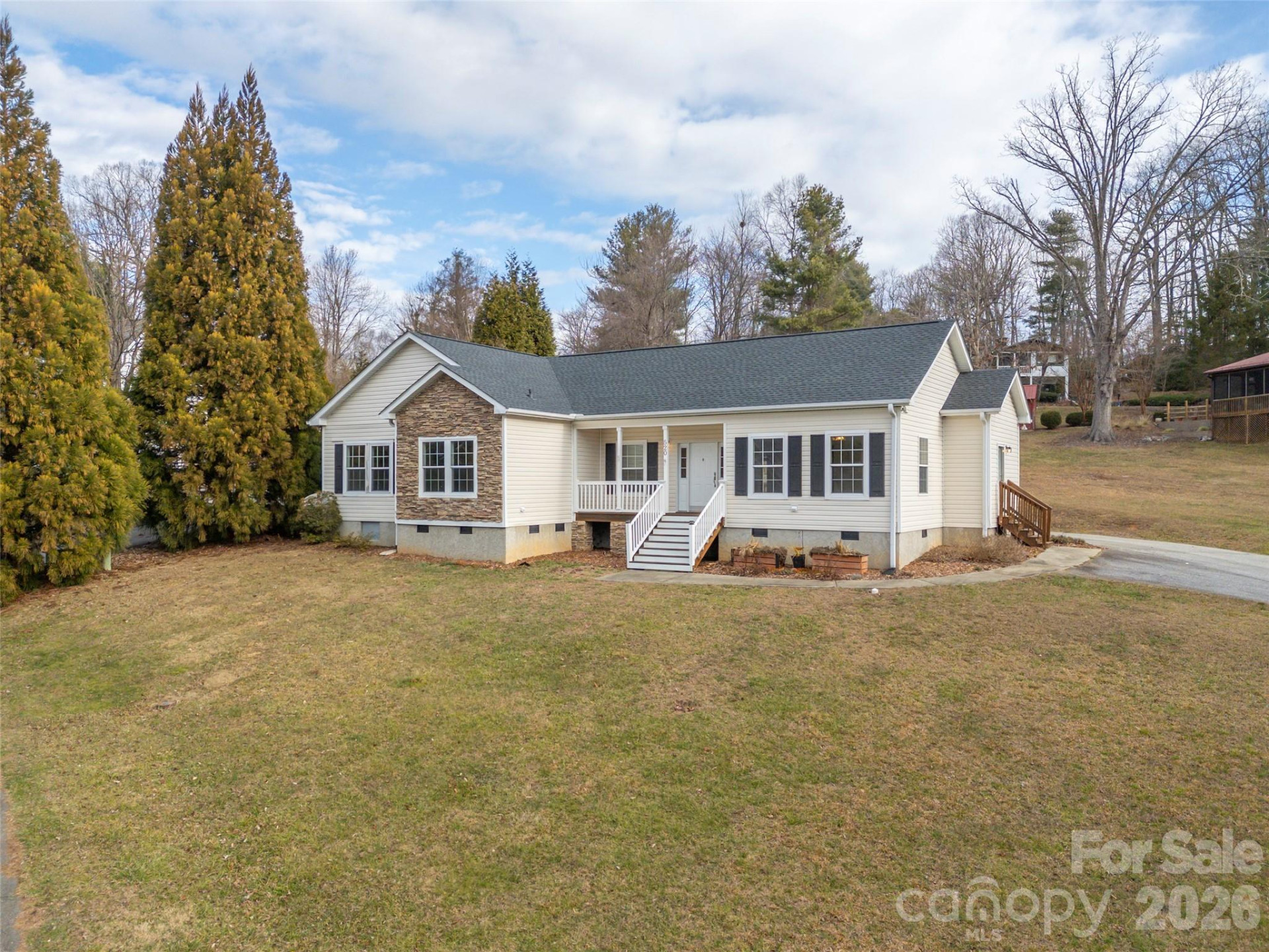 97 Meadowview Drive - Photo 2