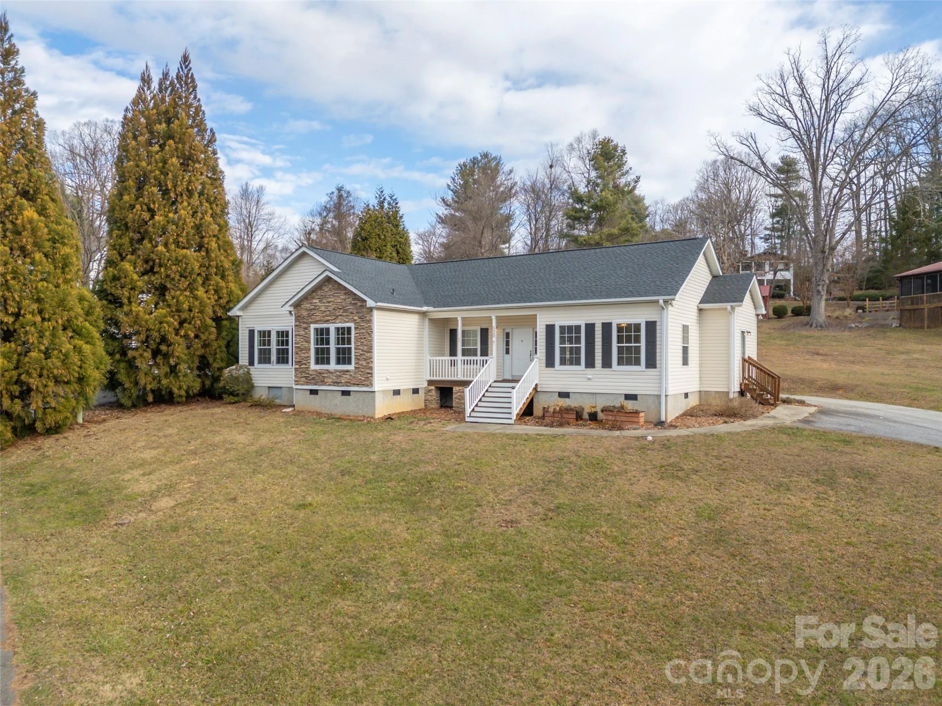 97 Meadowview Drive - Photo 2