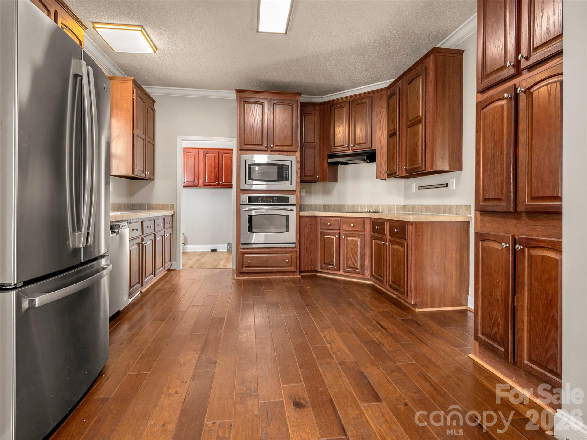 97 Meadowview Drive - Photo 8