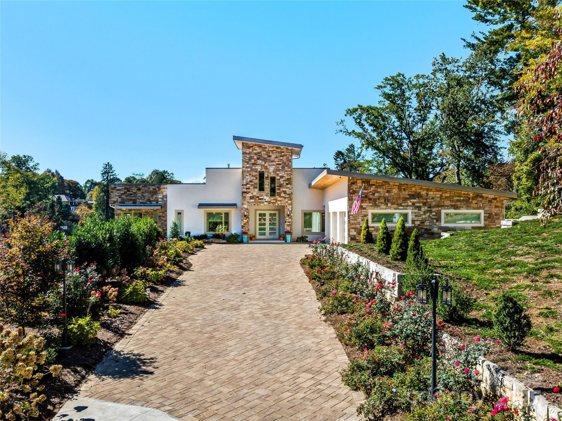 123 Wembley Road - Photo 2