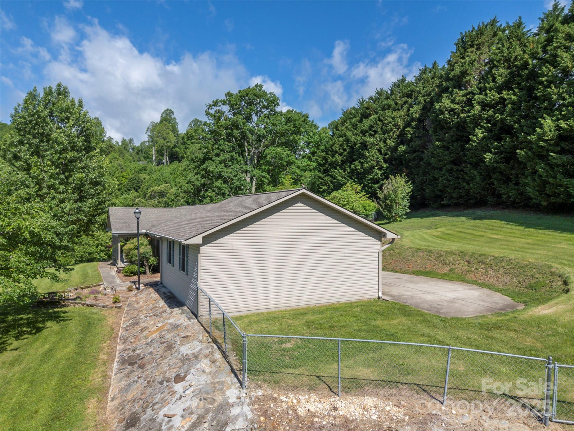 418 Mountain Page Road - Photo 3