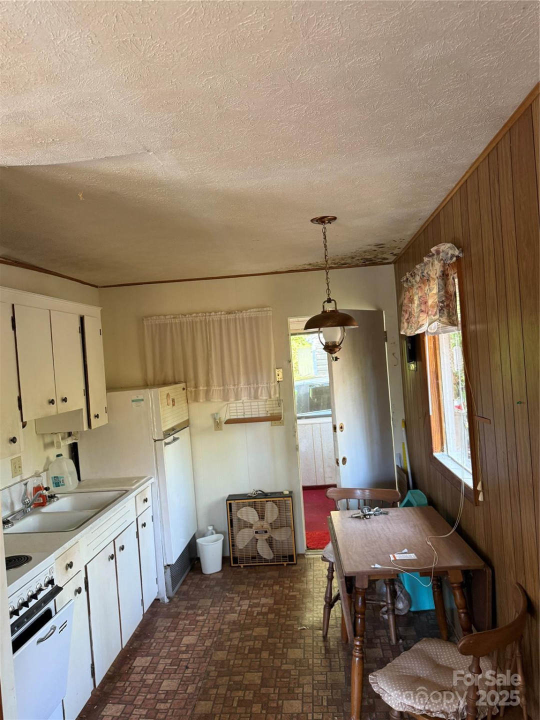 202 Lyndhurst Drive - Photo 13