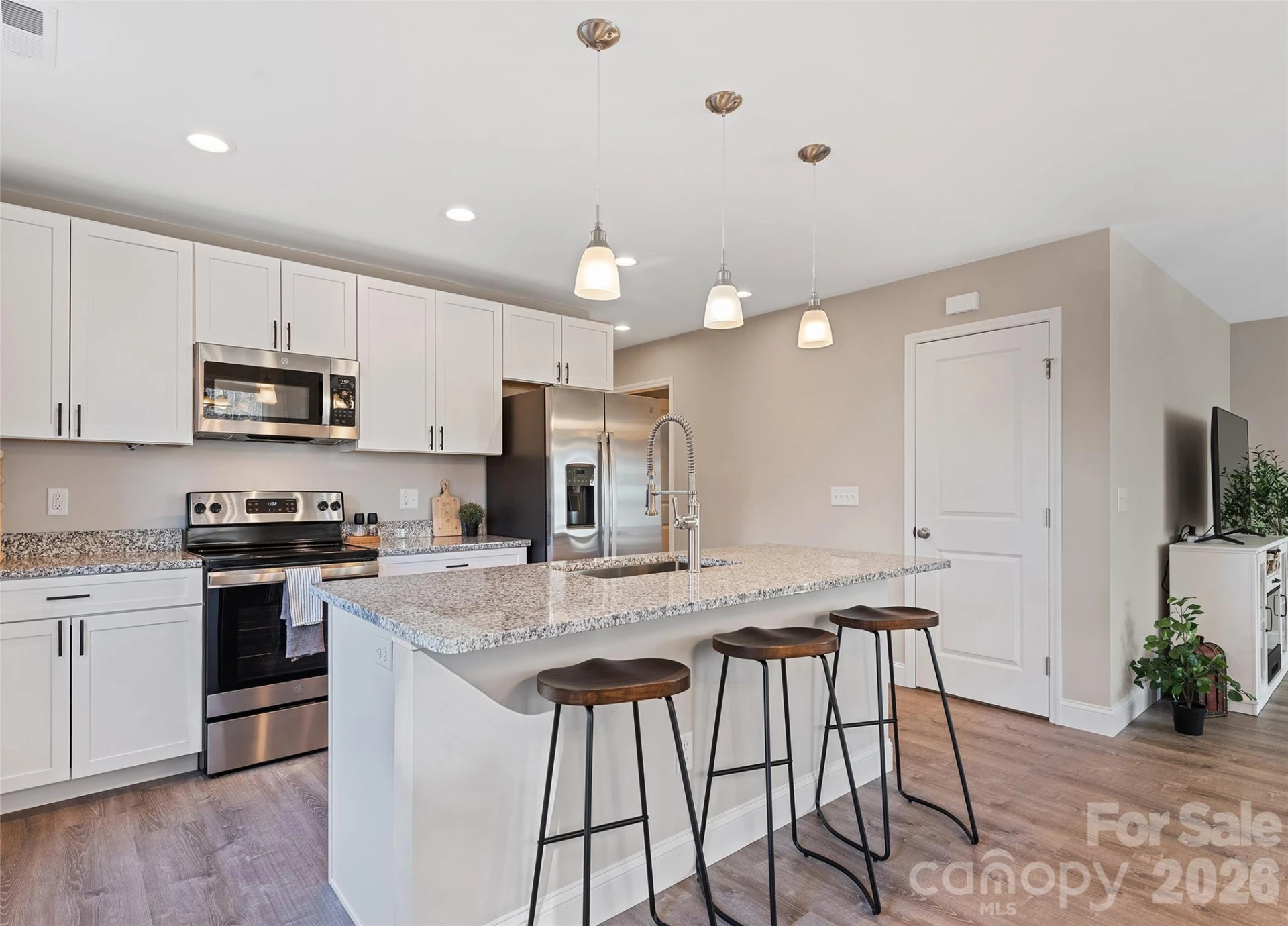687 Holtzclaw Road - Photo 8