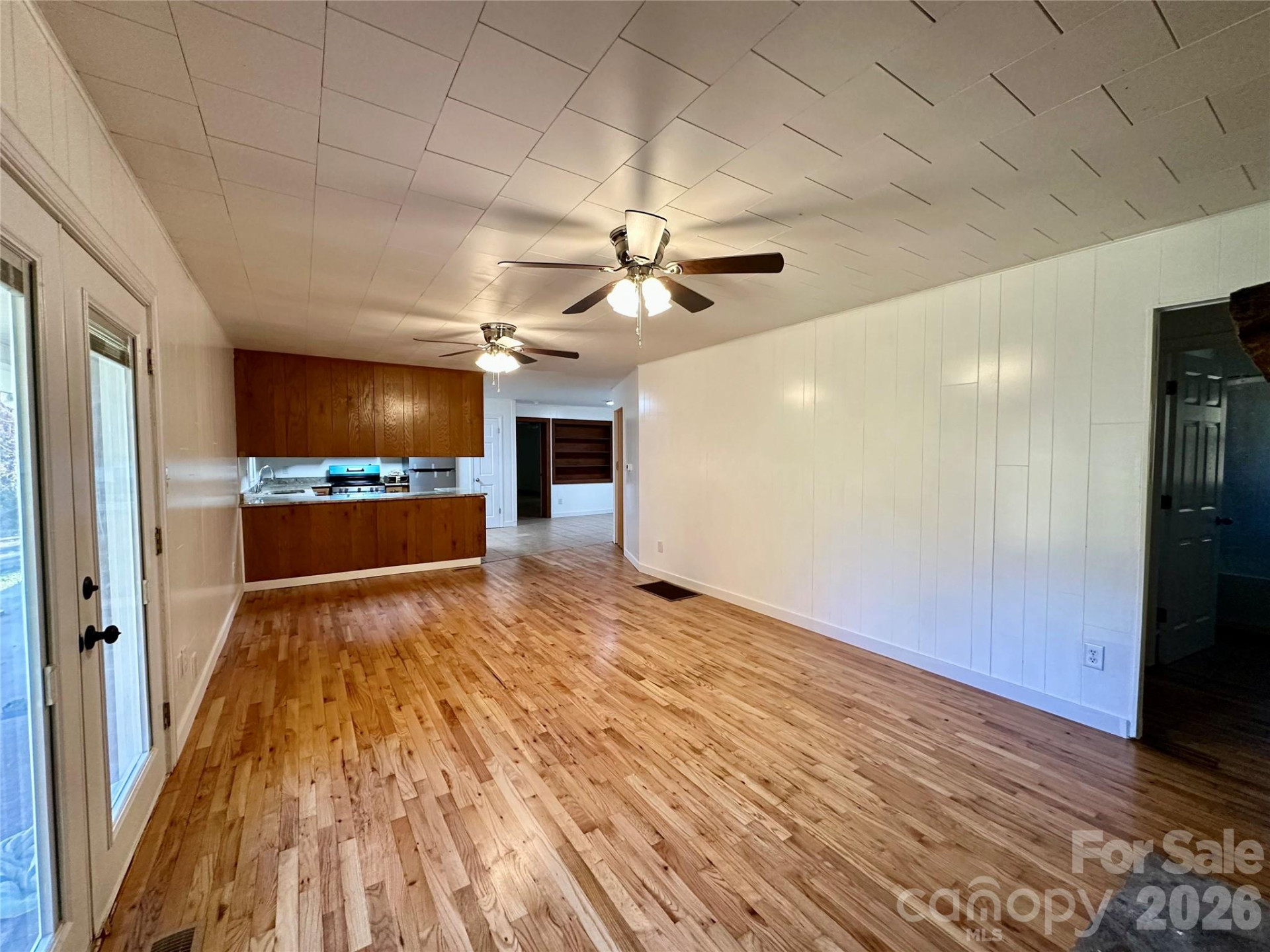 208 Murdock Road - Photo 37