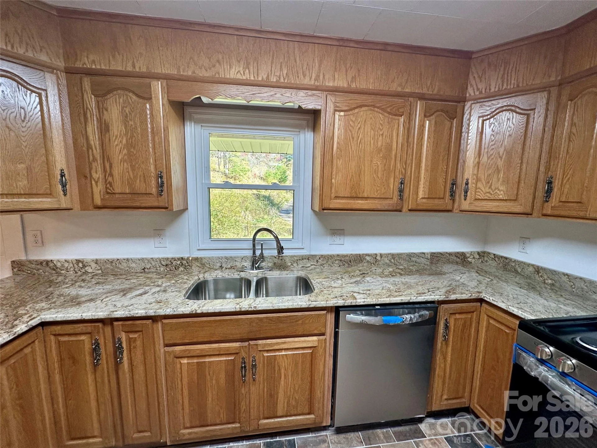 208 Murdock Road - Photo 8