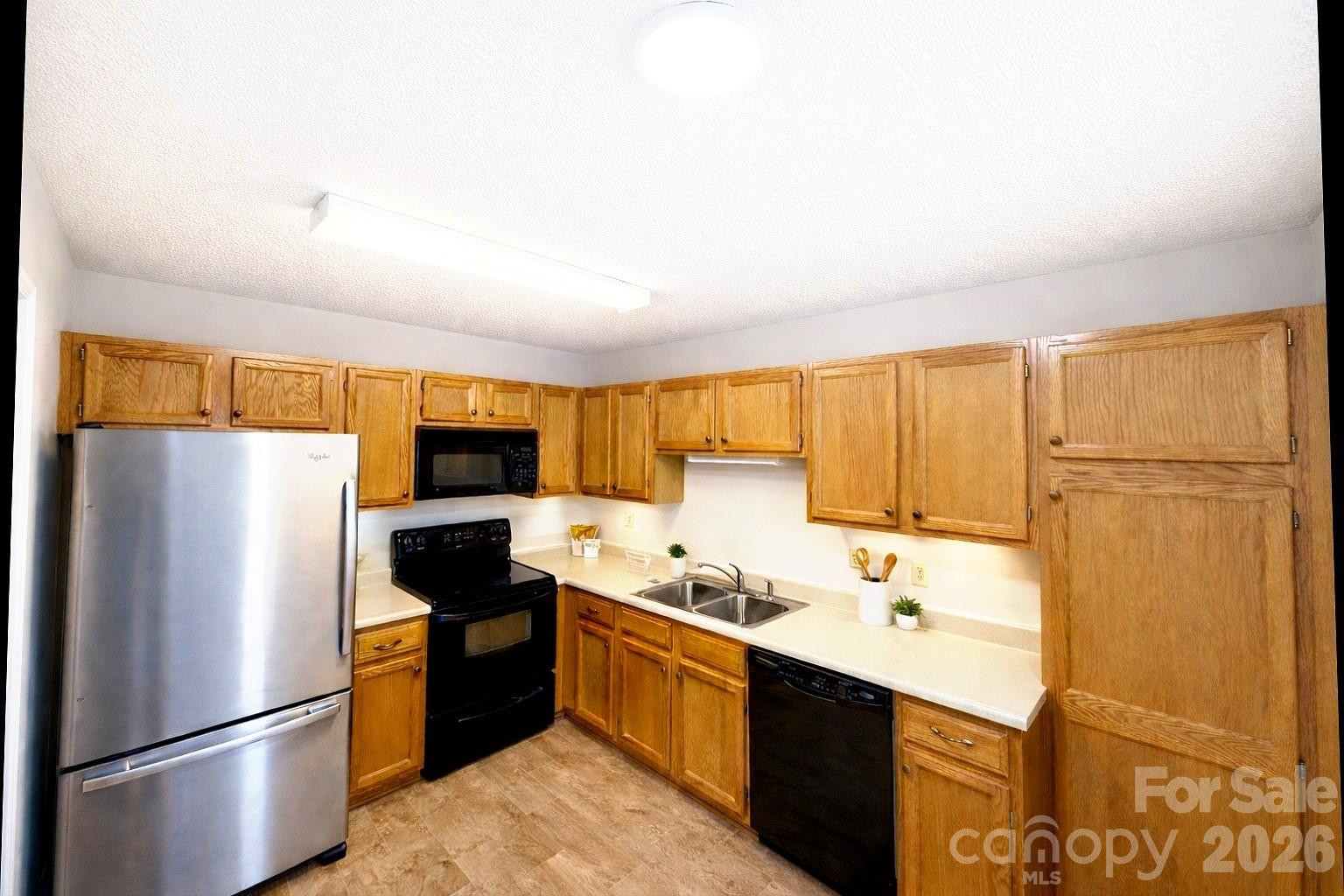 4603 Breakers Lane - Photo 3