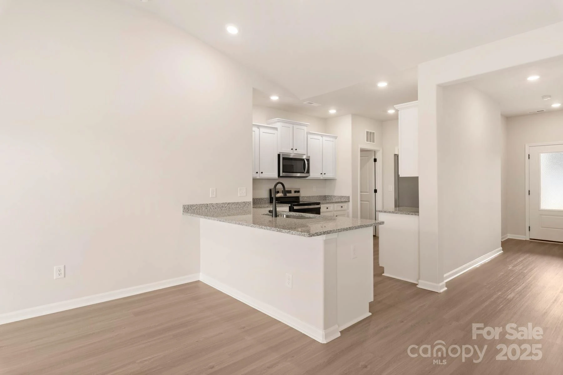 3337 Strong Box Lane - Photo 5
