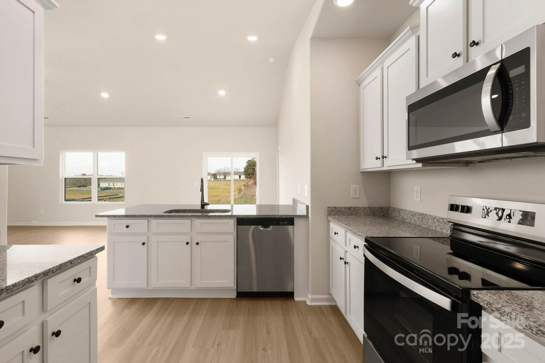3337 Strong Box Lane - Photo 6
