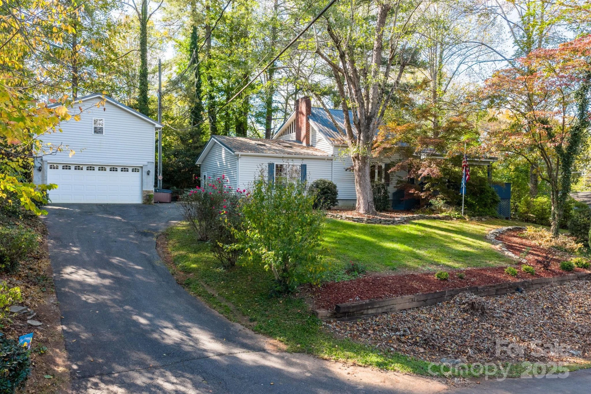 820 Peacehaven Place - Photo 3