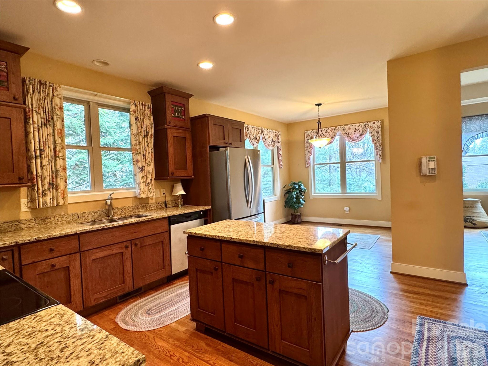 894 Dunroy Drive - Photo 26