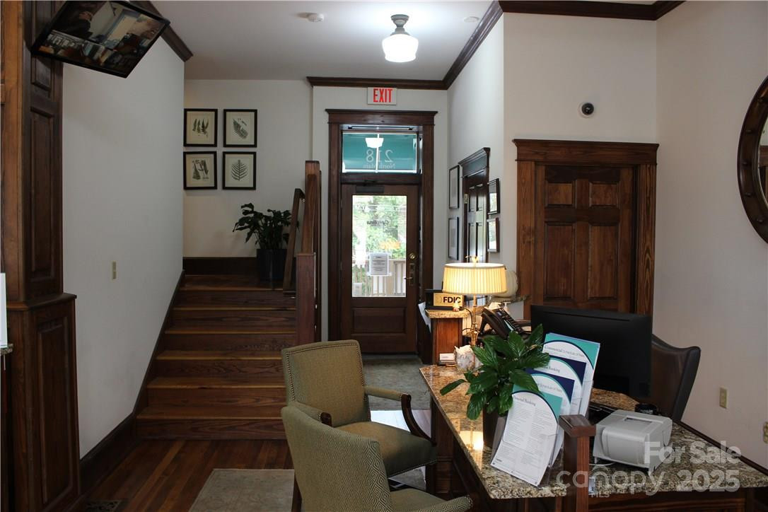 218 Main Street - Photo 3