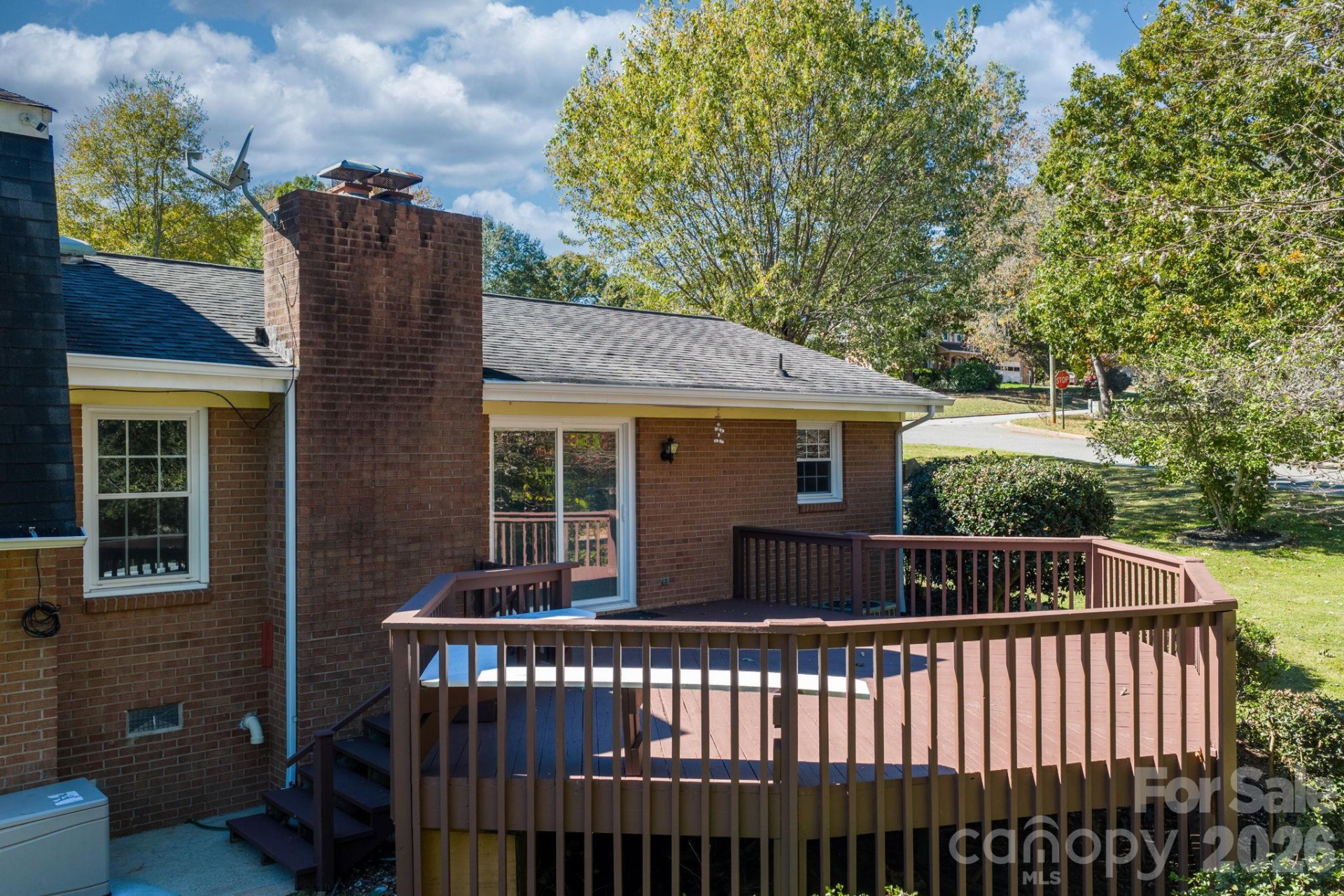 102 Castlegate Drive - Photo 32
