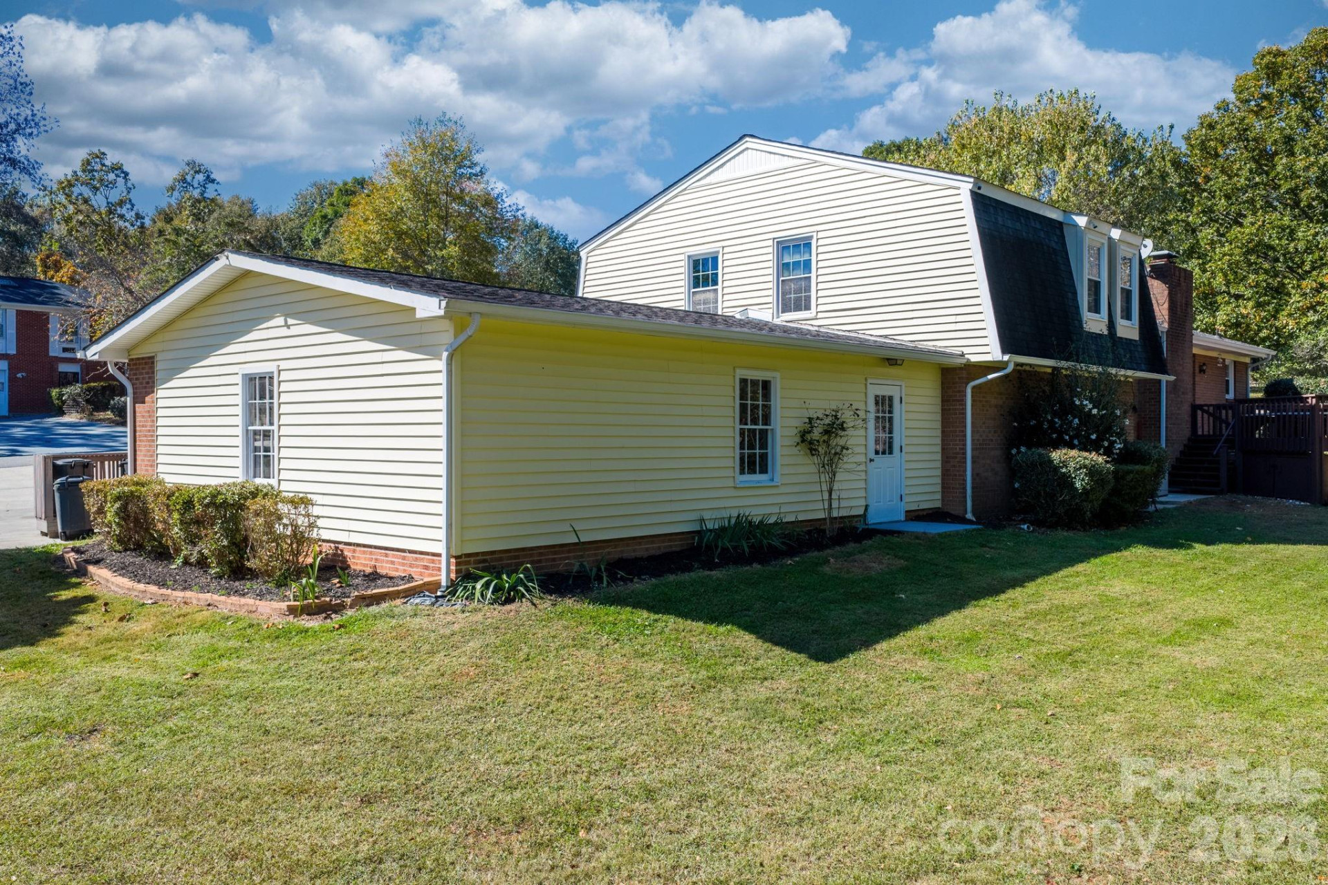 102 Castlegate Drive - Photo 36