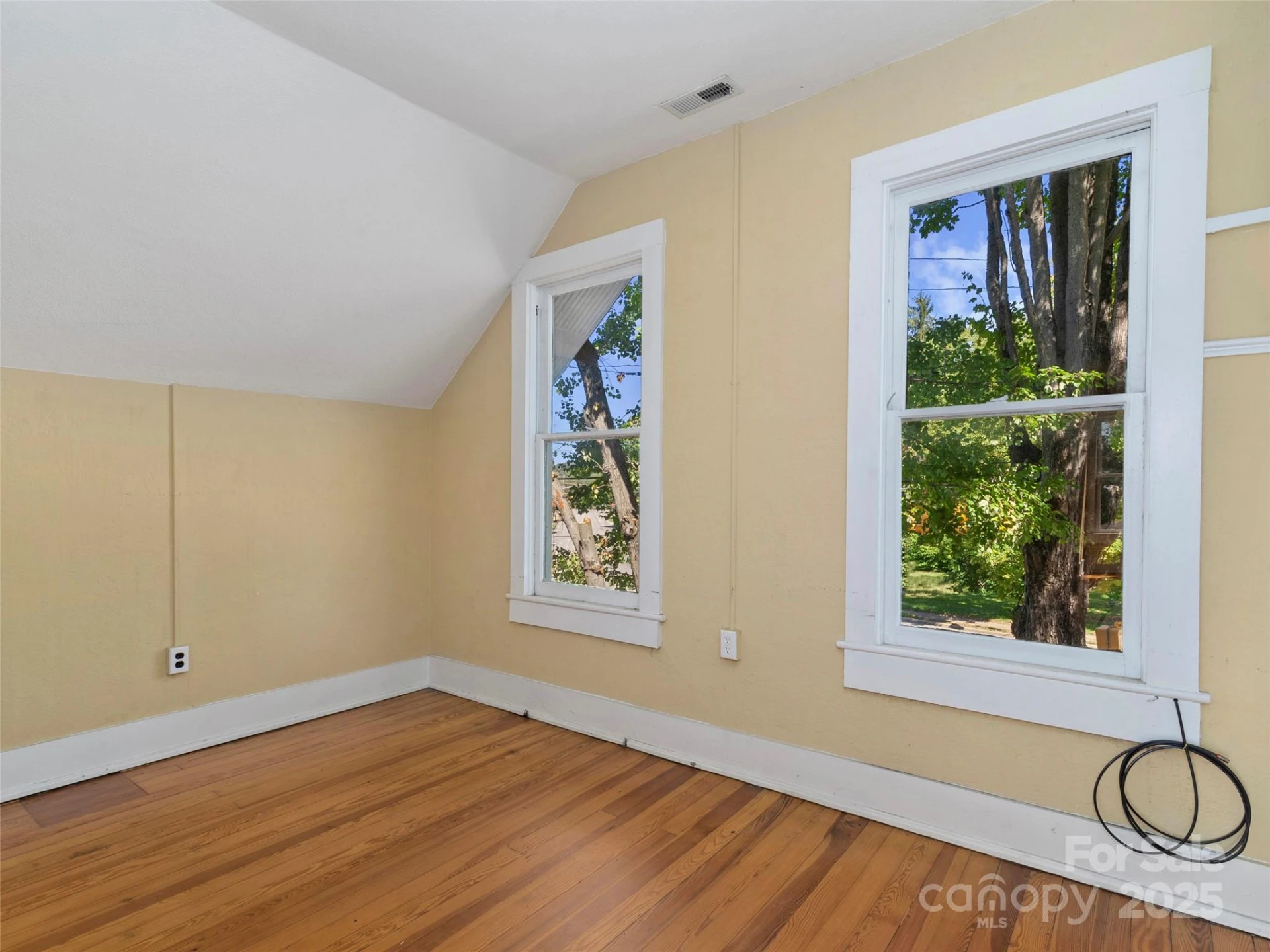 99 Walnut Street - Photo 18