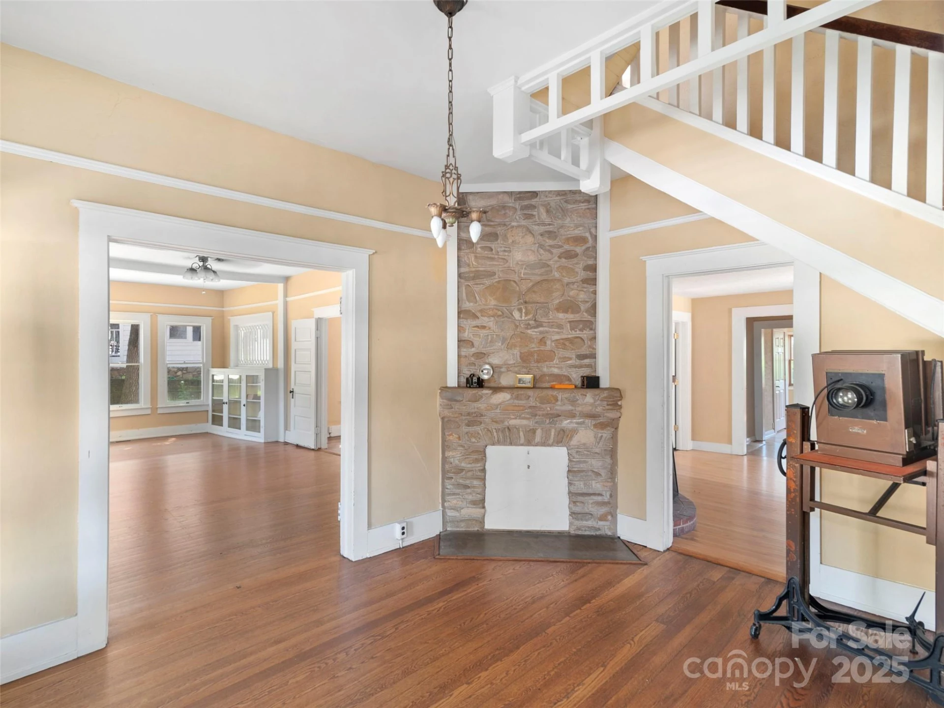 99 Walnut Street - Photo 5
