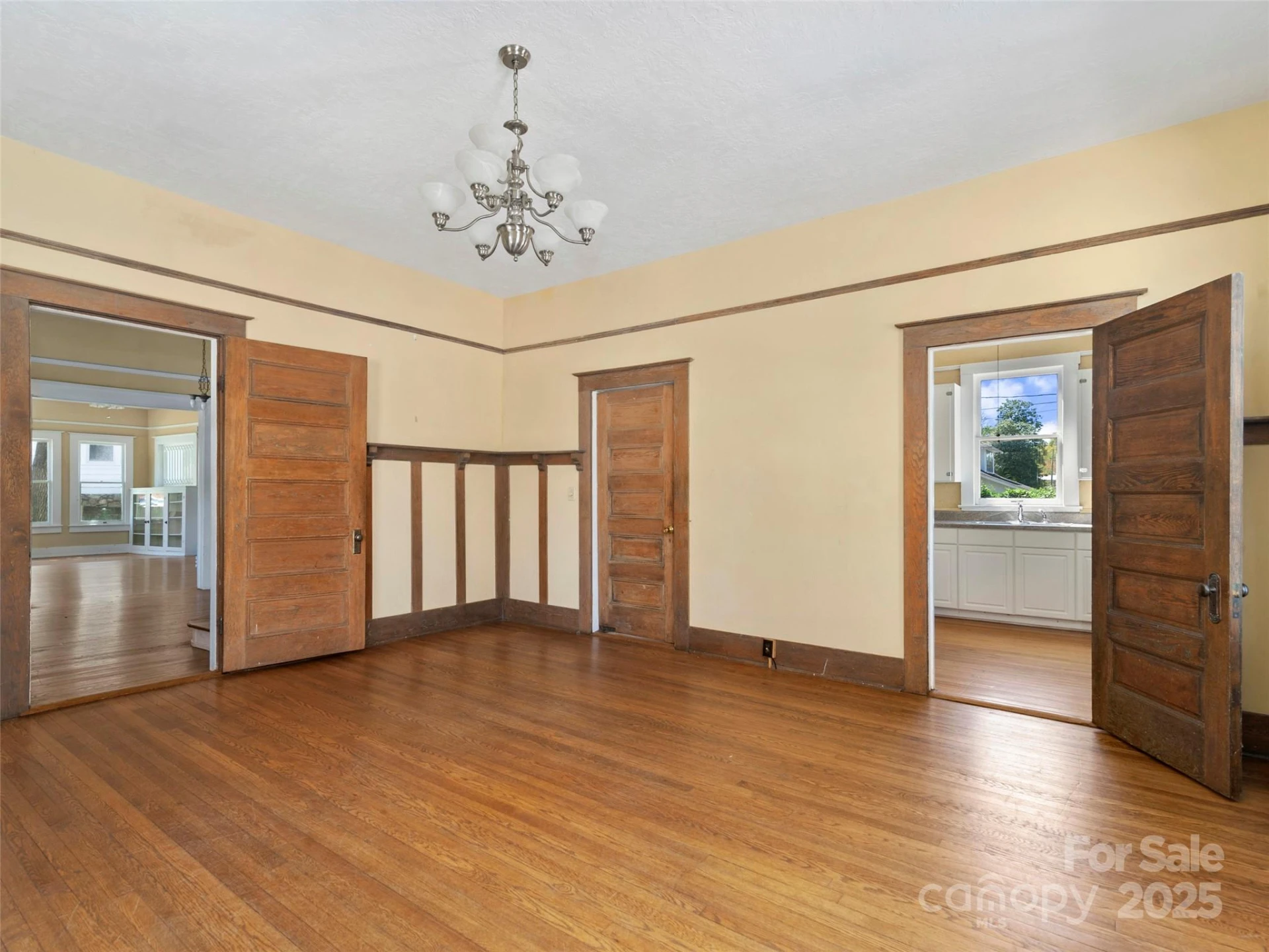 99 Walnut Street - Photo 15