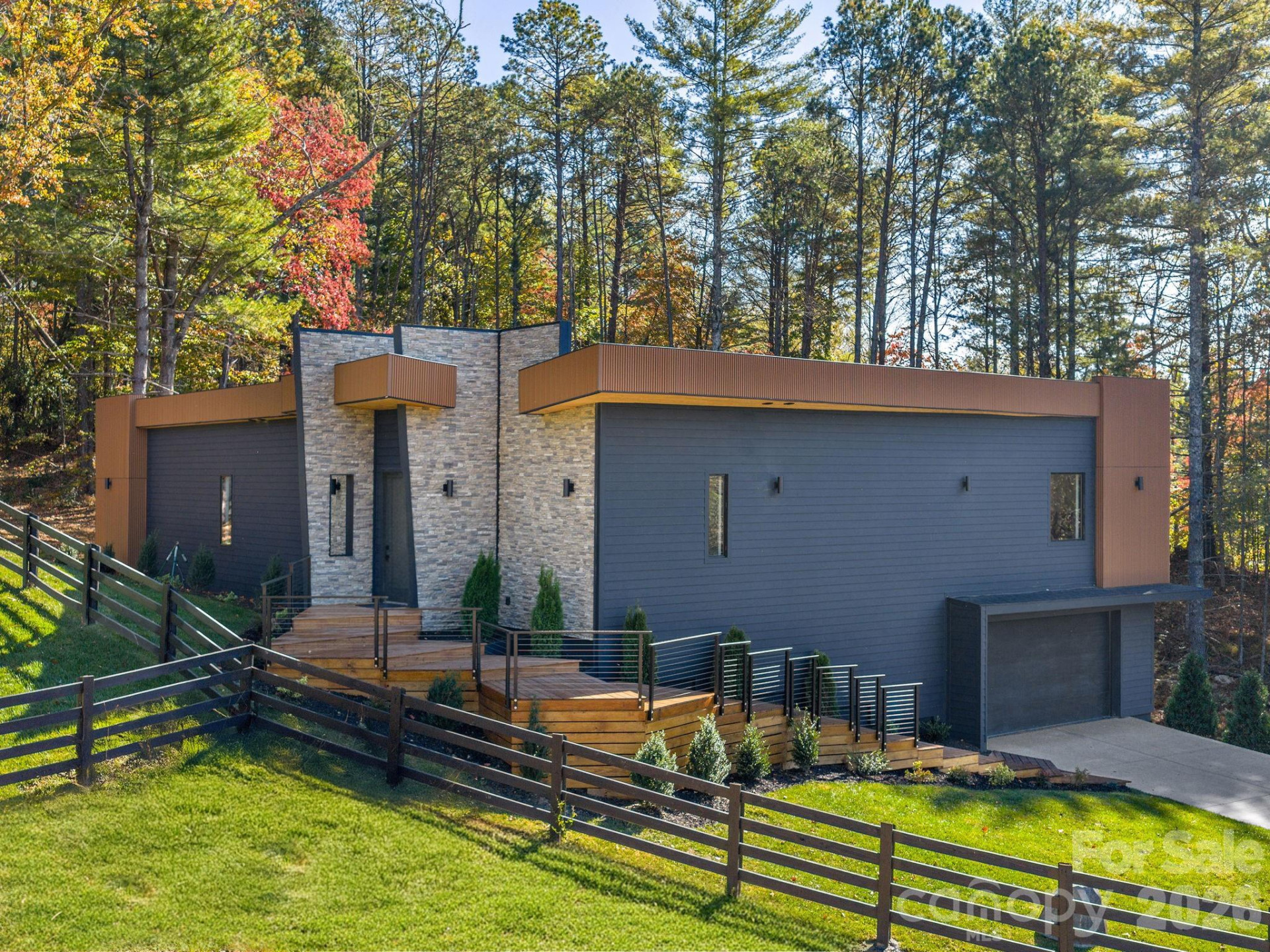 87 Verbania Road - Photo 2