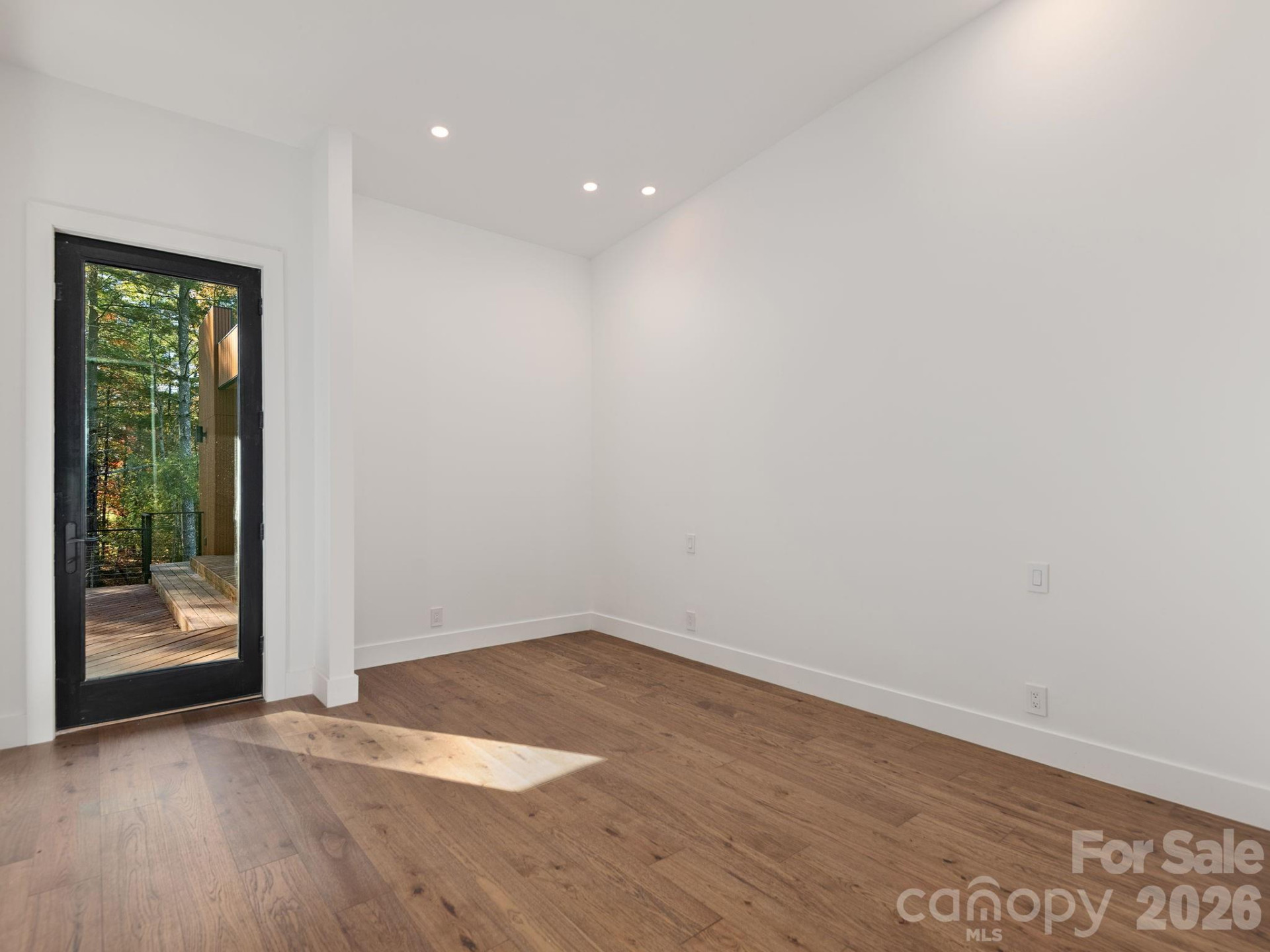 87 Verbania Road - Photo 10