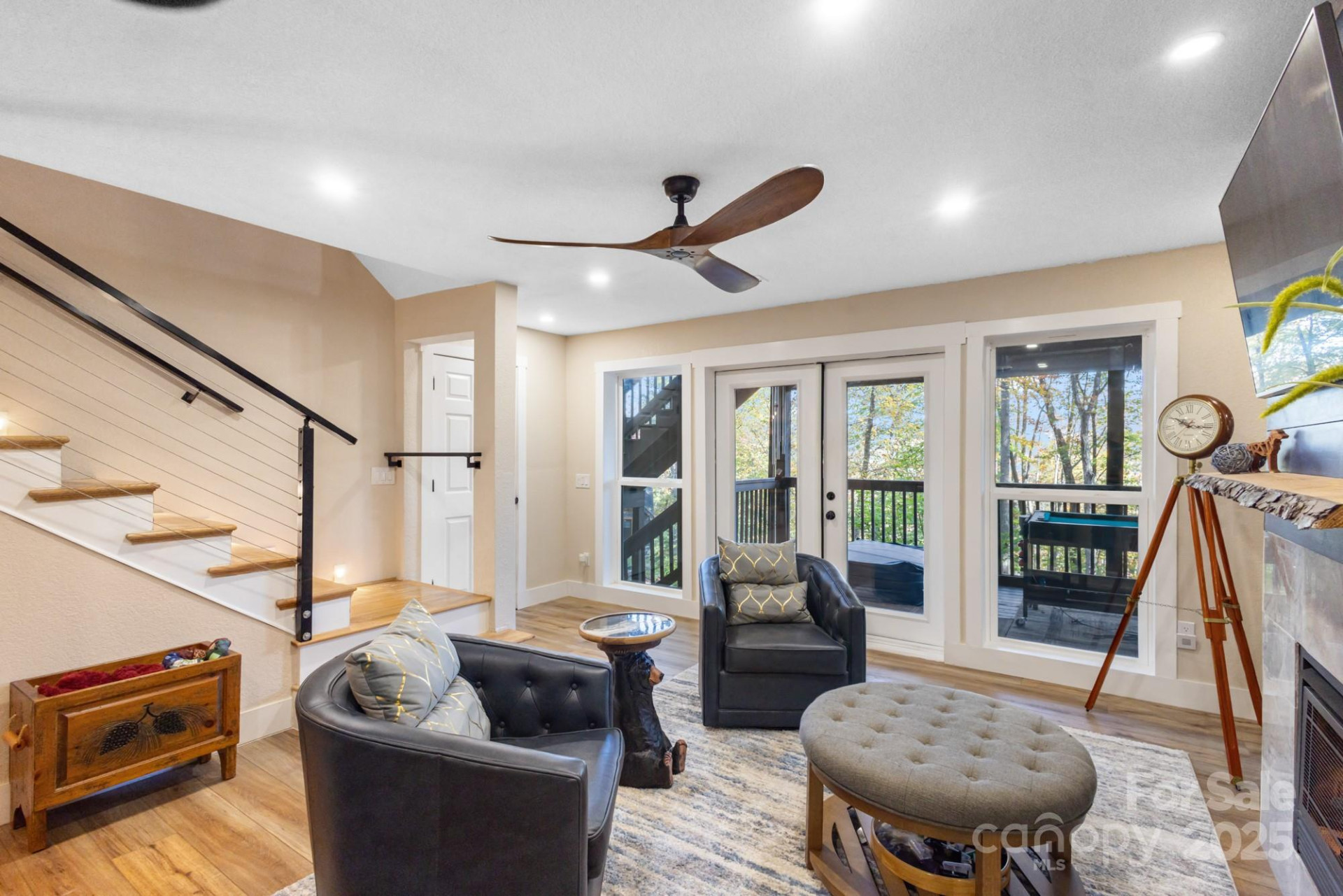 325 Hedgewood Drive - Photo 32