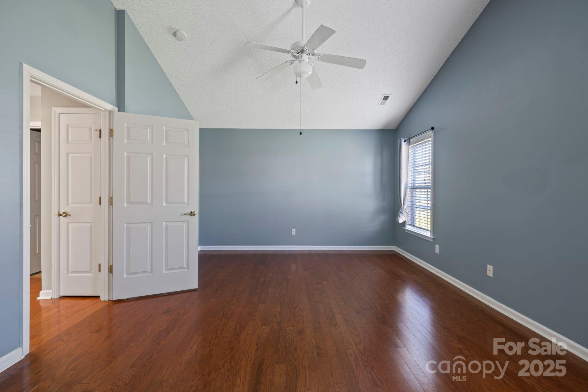 24 Meadow Pathway Drive - Photo 15