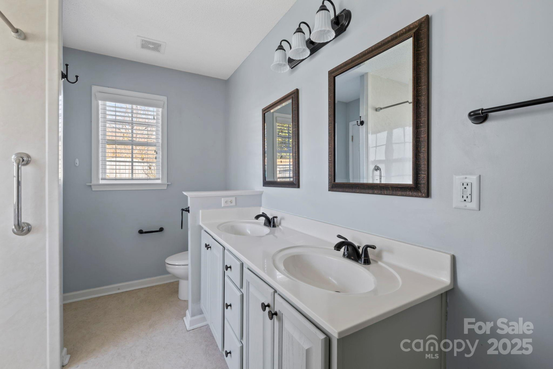 24 Meadow Pathway Drive - Photo 17