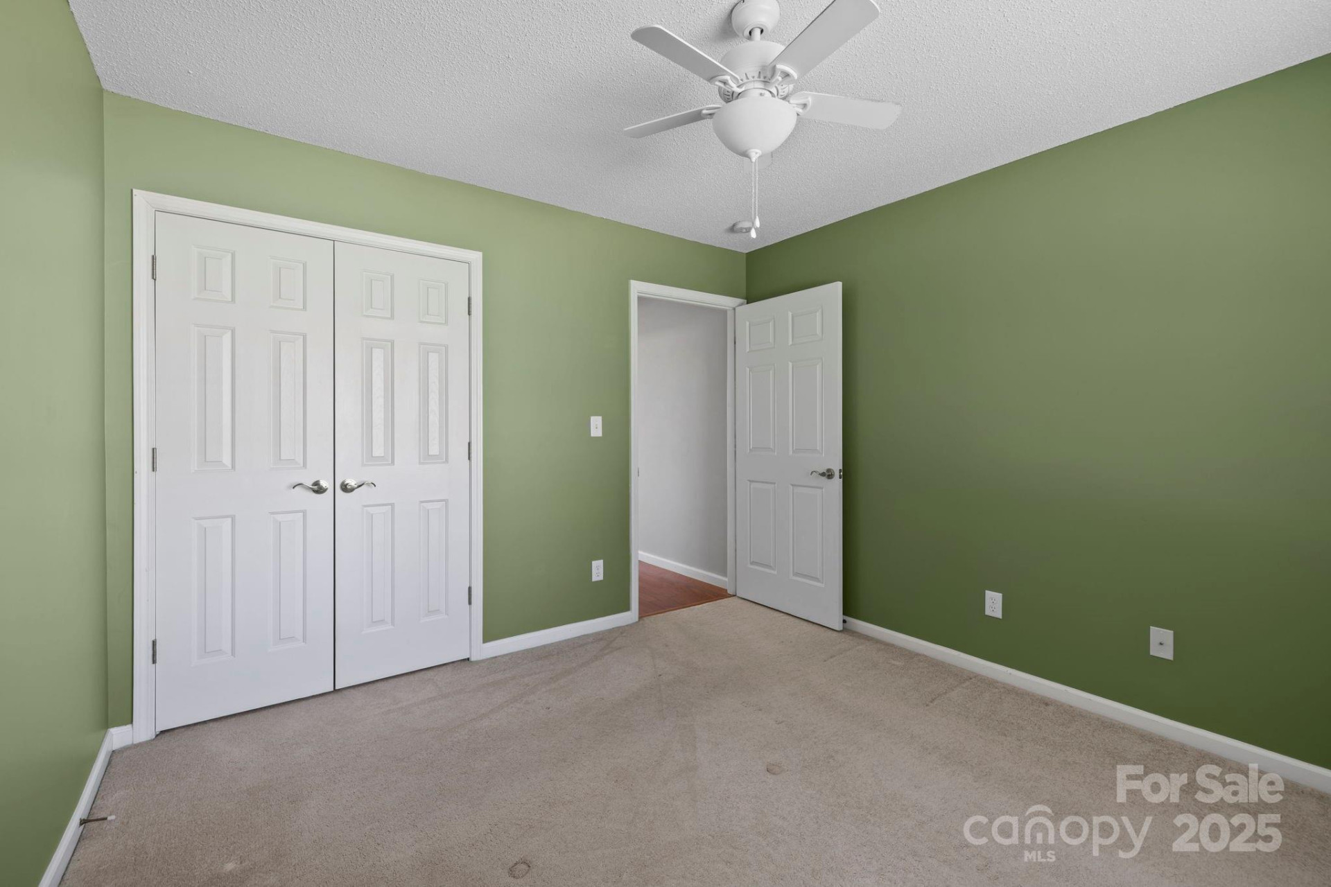 24 Meadow Pathway Drive - Photo 18