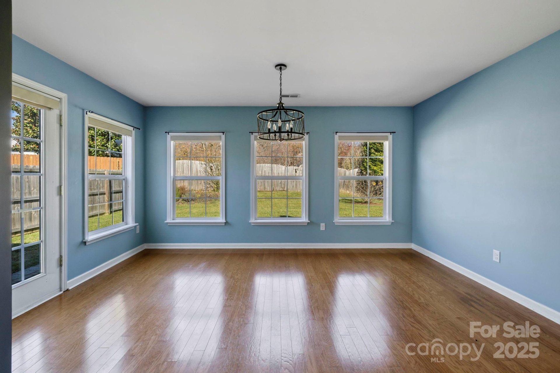 24 Meadow Pathway Drive - Photo 9
