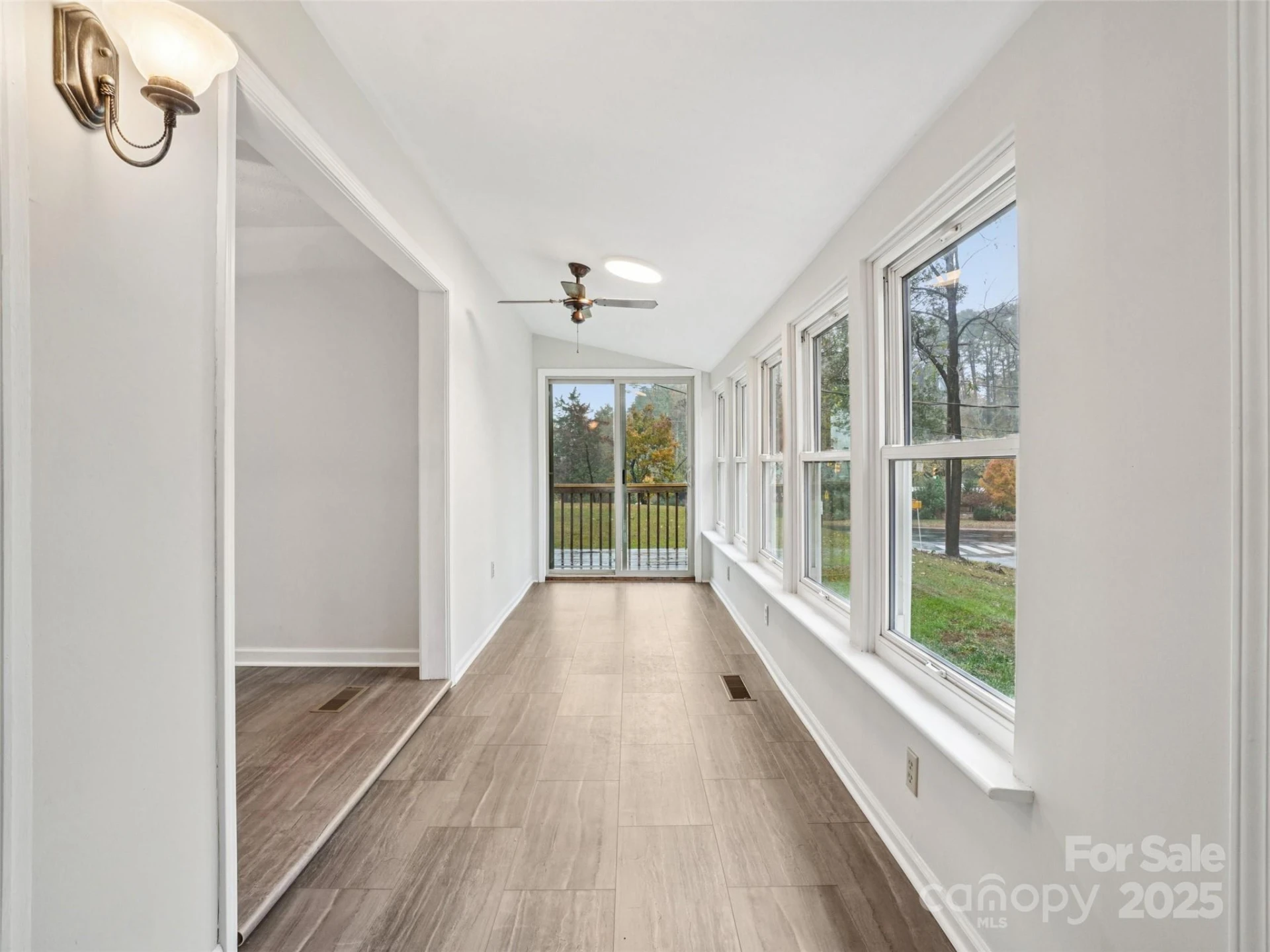 34 Parkview Drive - Photo 2