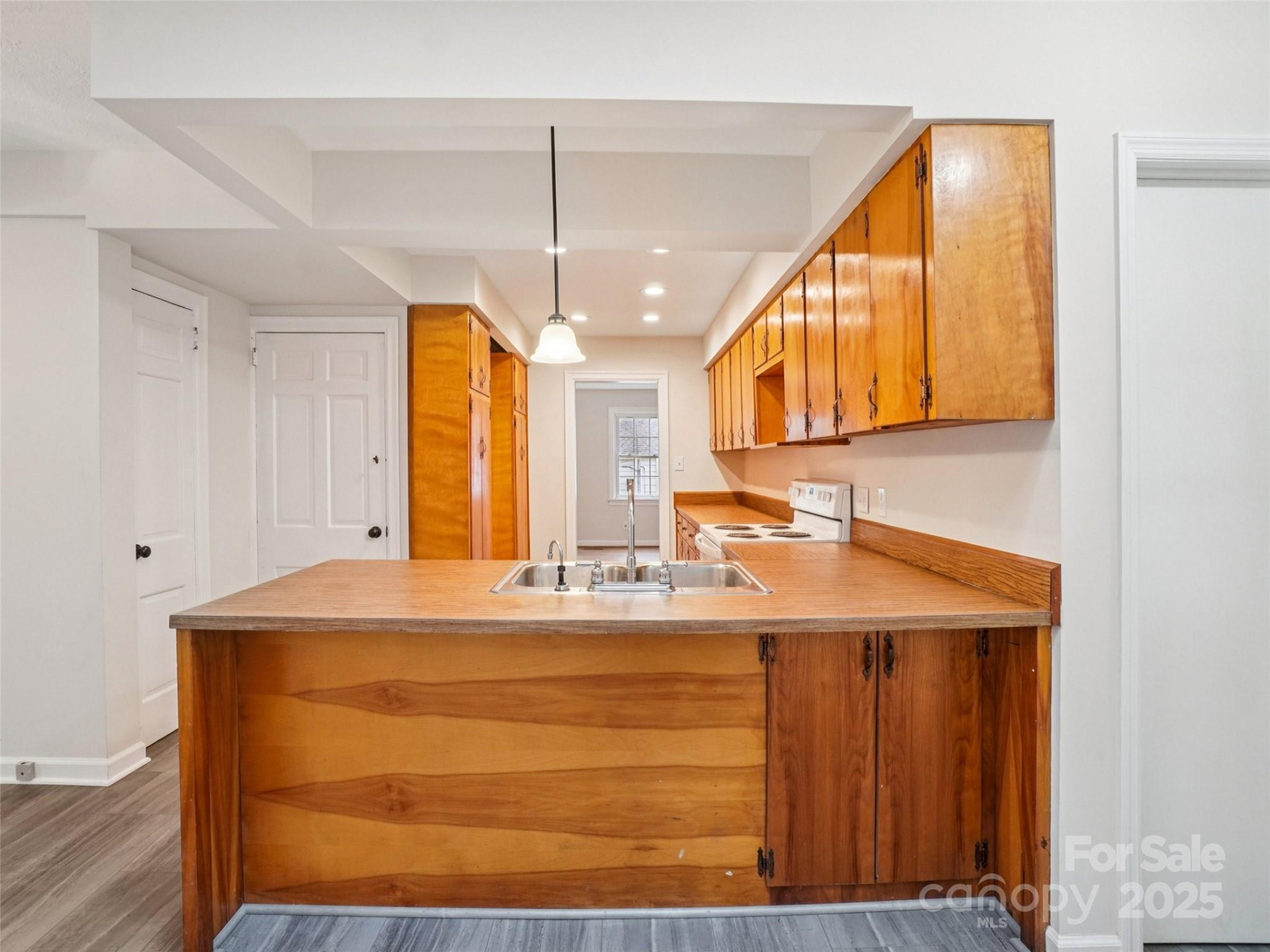 34 Parkview Drive - Photo 11