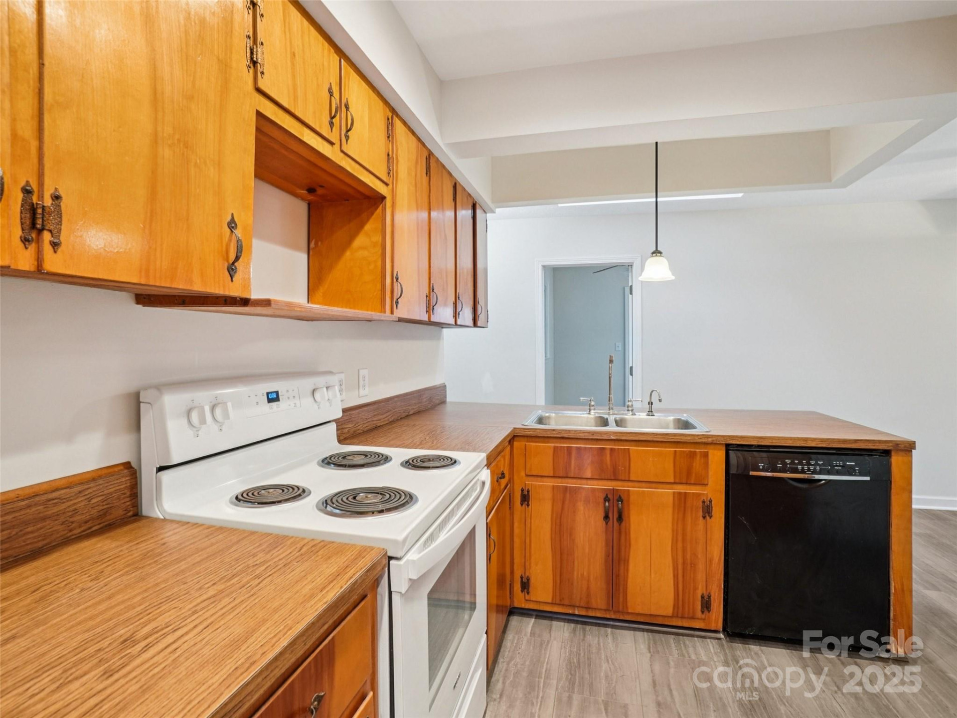 34 Parkview Drive - Photo 8