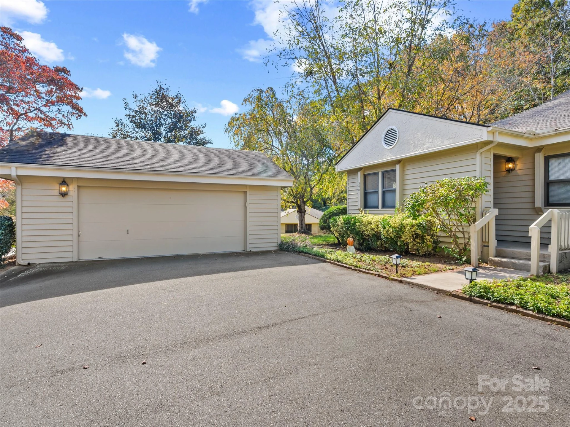 3901 Trinity Court - Photo 3