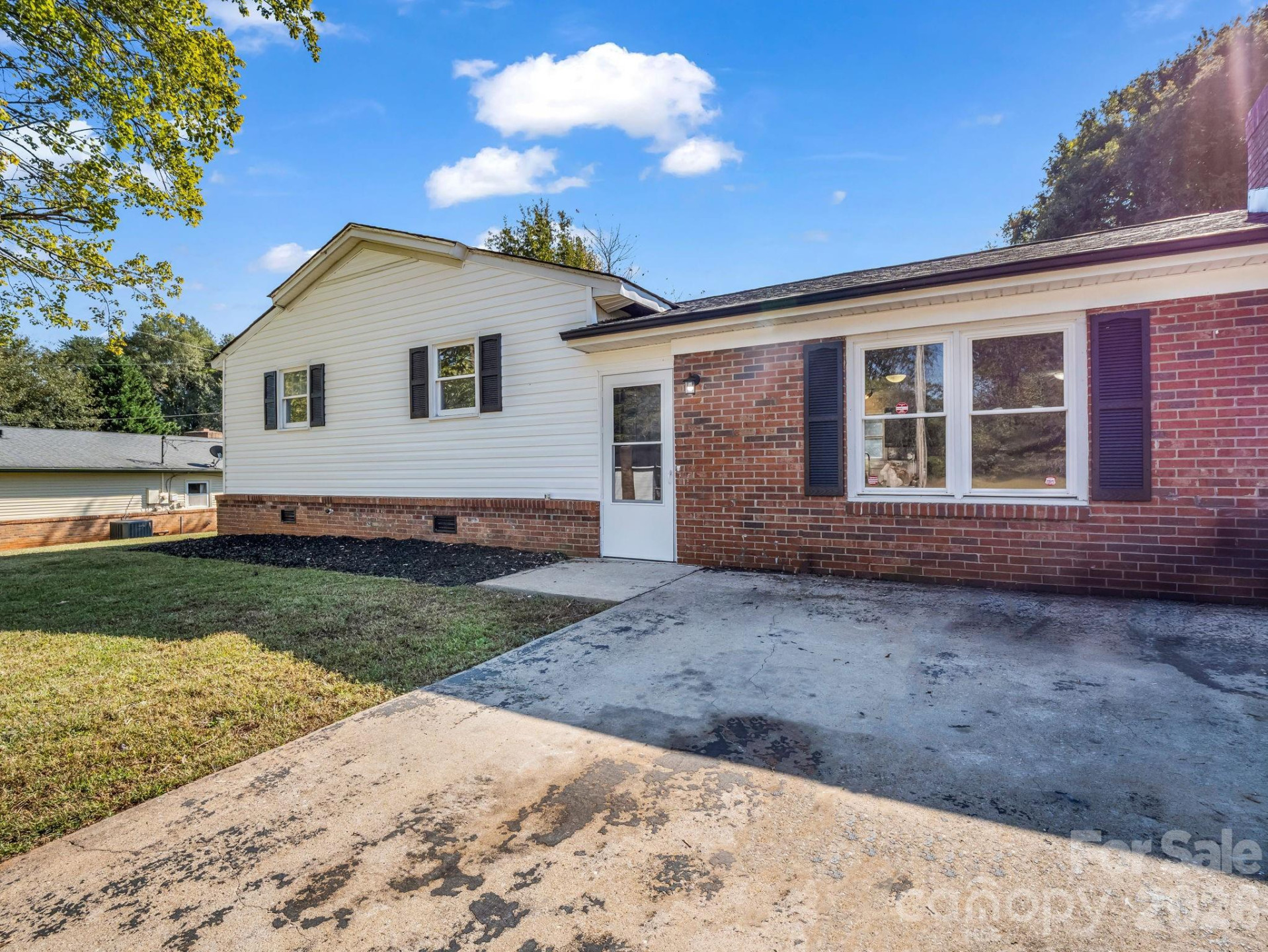 183 Caldwell Street - Photo 4