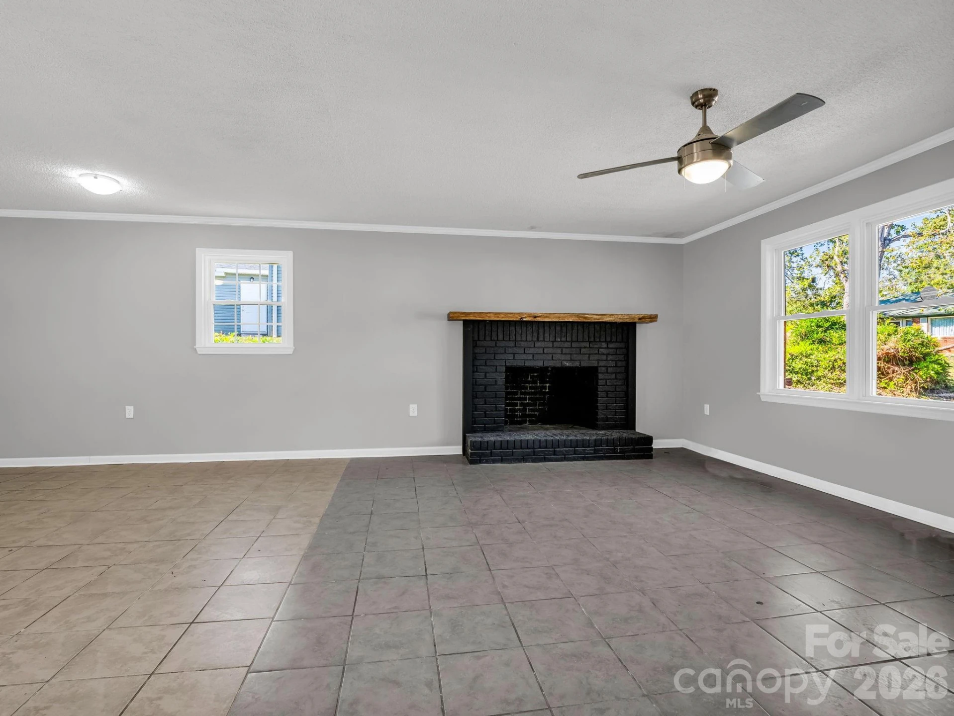 183 Caldwell Street - Photo 8