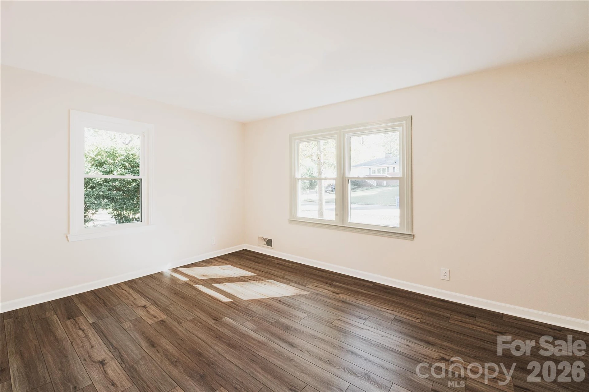 719 Avondale Avenue - Photo 31