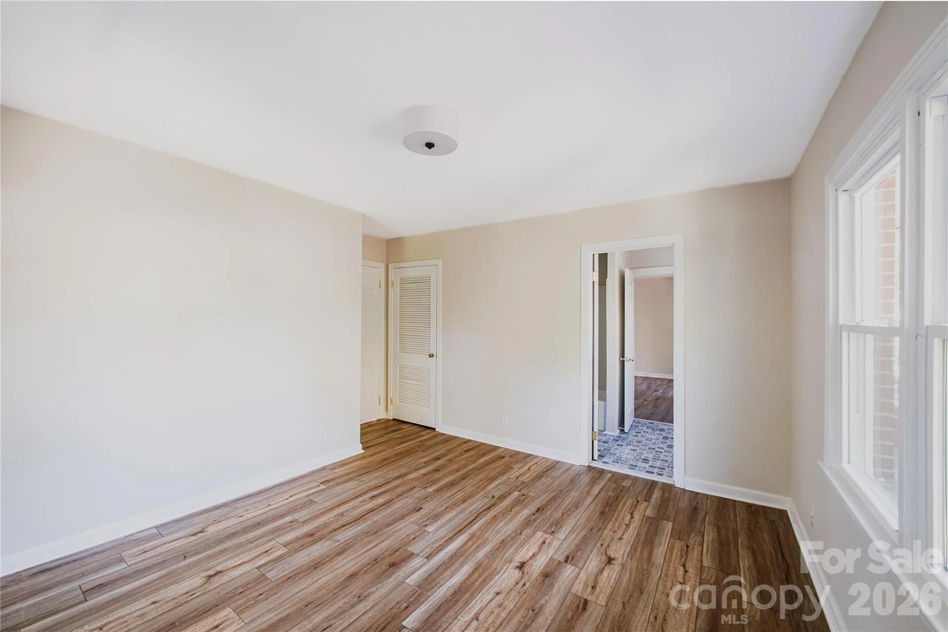 719 Avondale Avenue - Photo 36