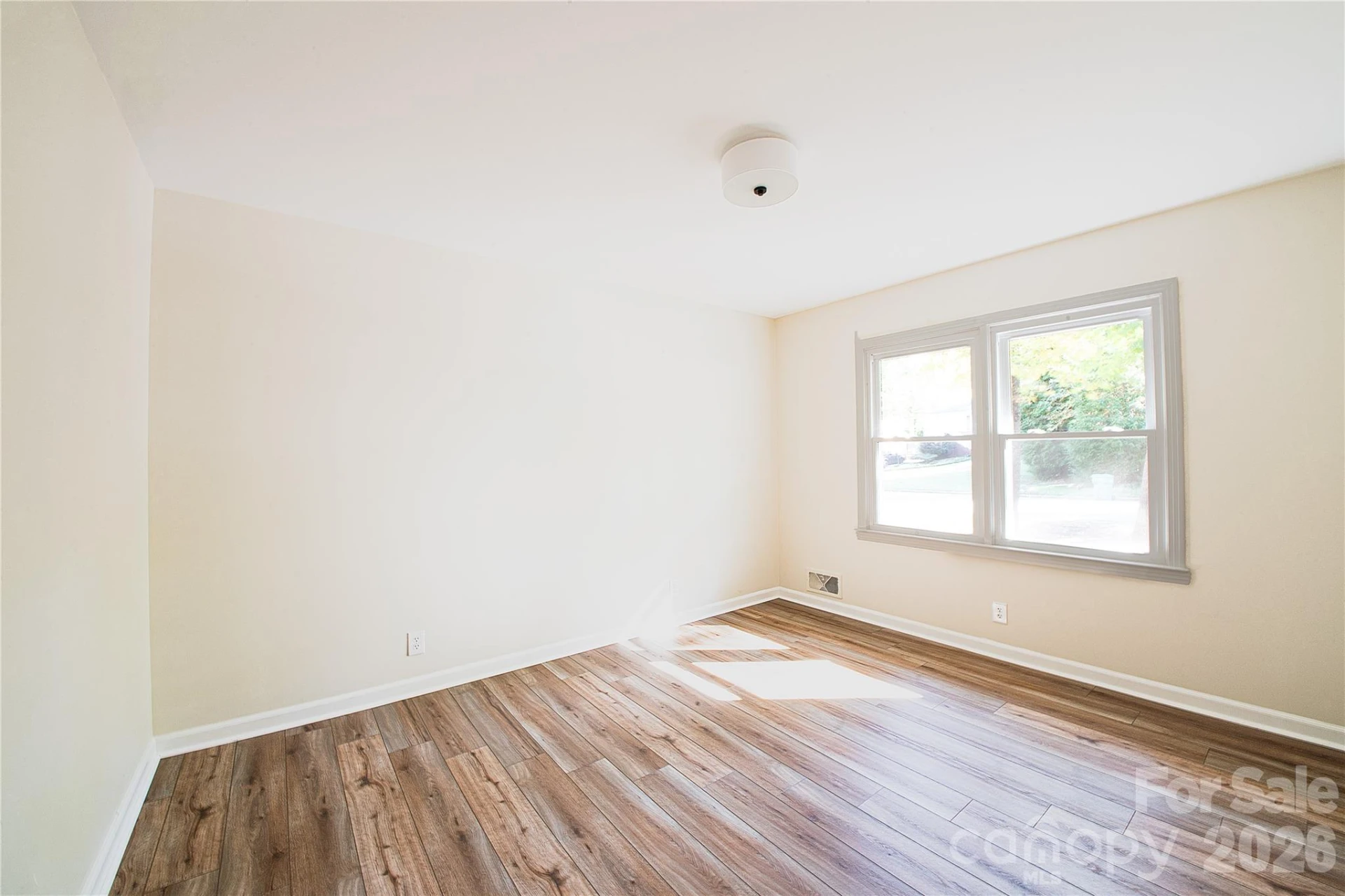 719 Avondale Avenue - Photo 38