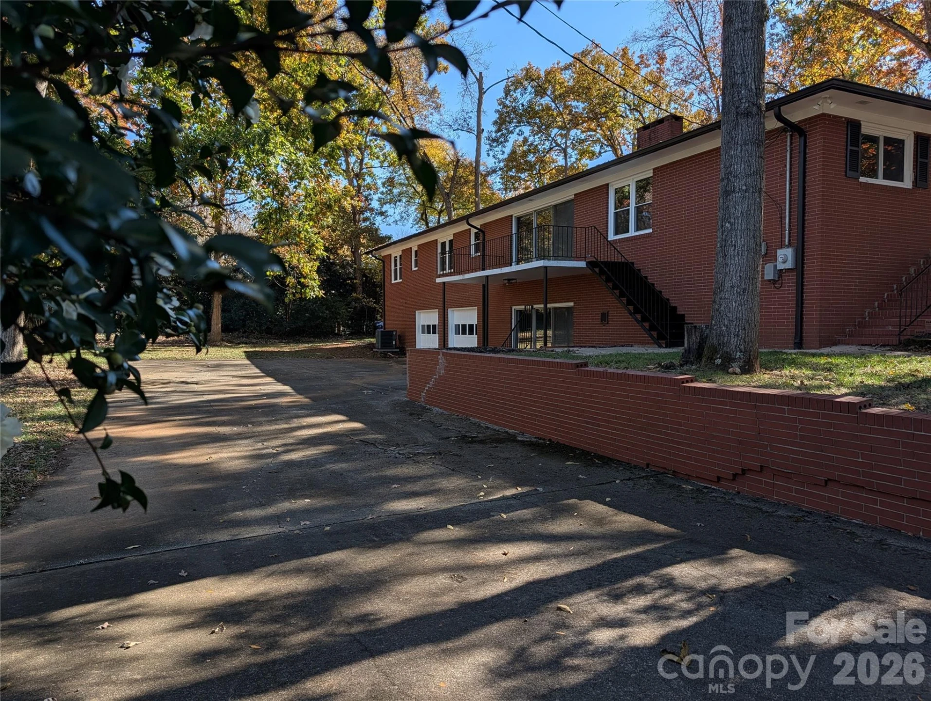 719 Avondale Avenue - Photo 6