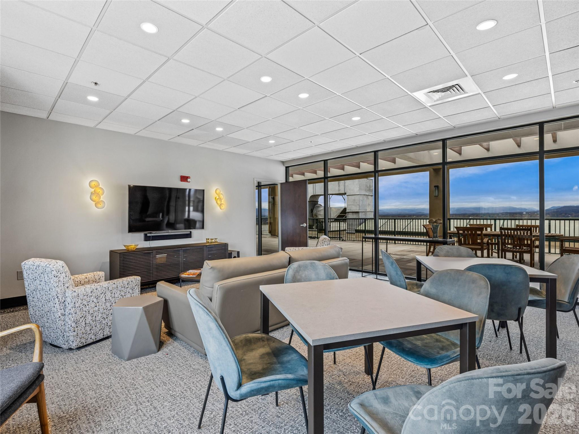 21 Battery Park Avenue #308 - Photo 26