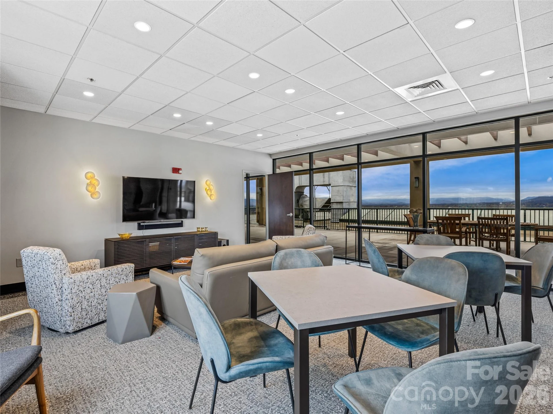 21 Battery Park Avenue #308 - Photo 26