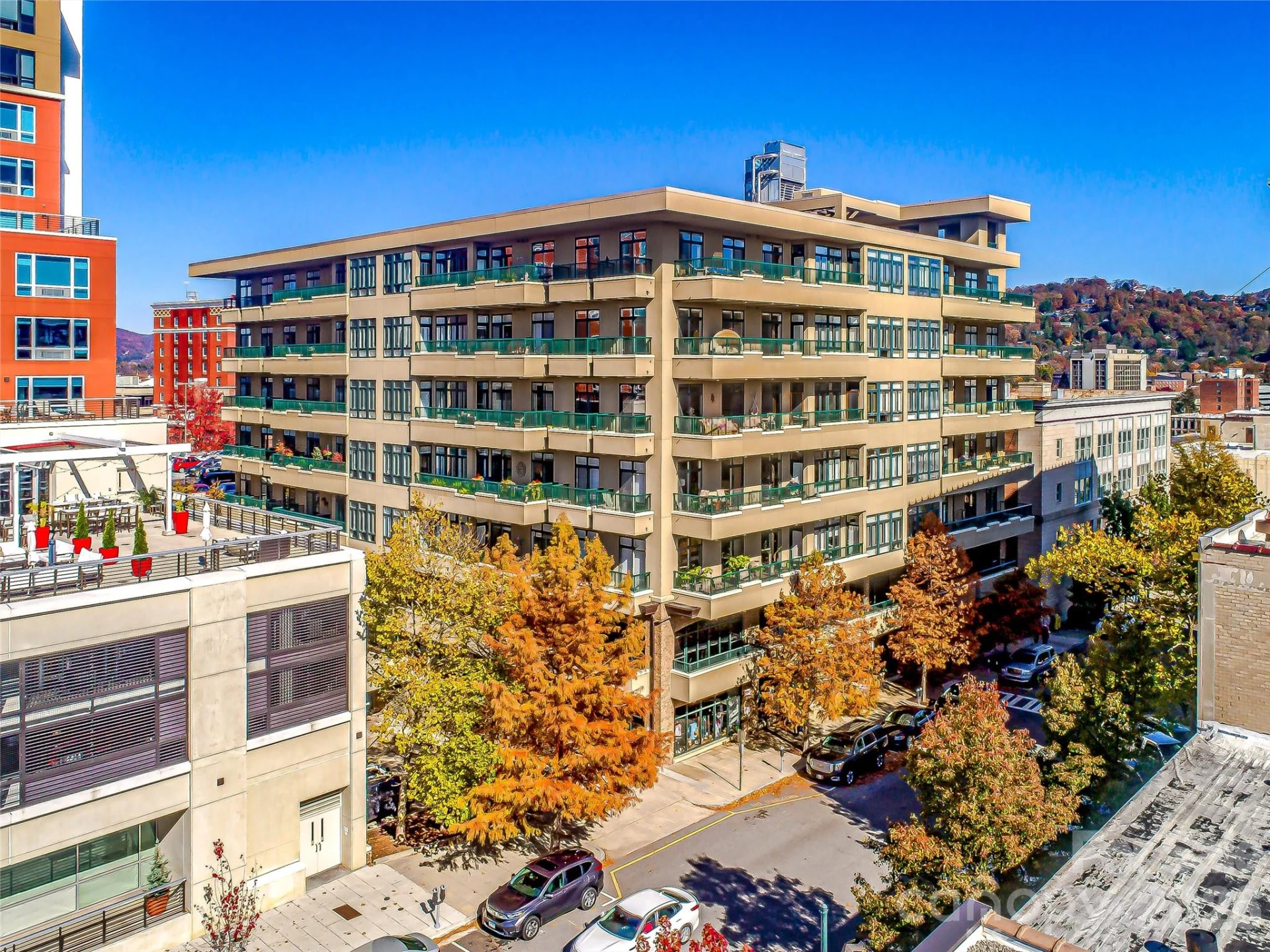 21 Battery Park Avenue #308 - Photo 31