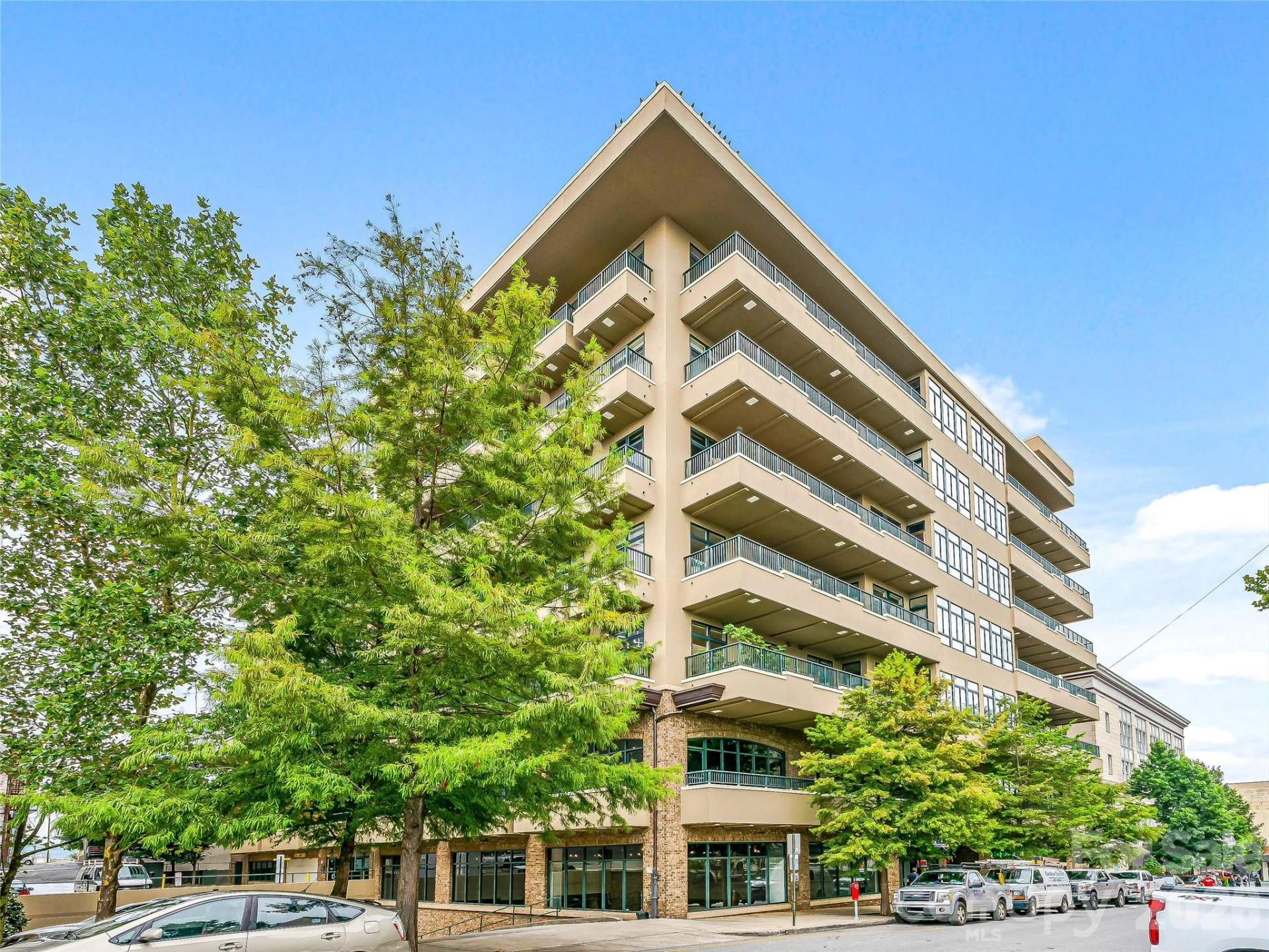 21 Battery Park Avenue #308 - Photo 32