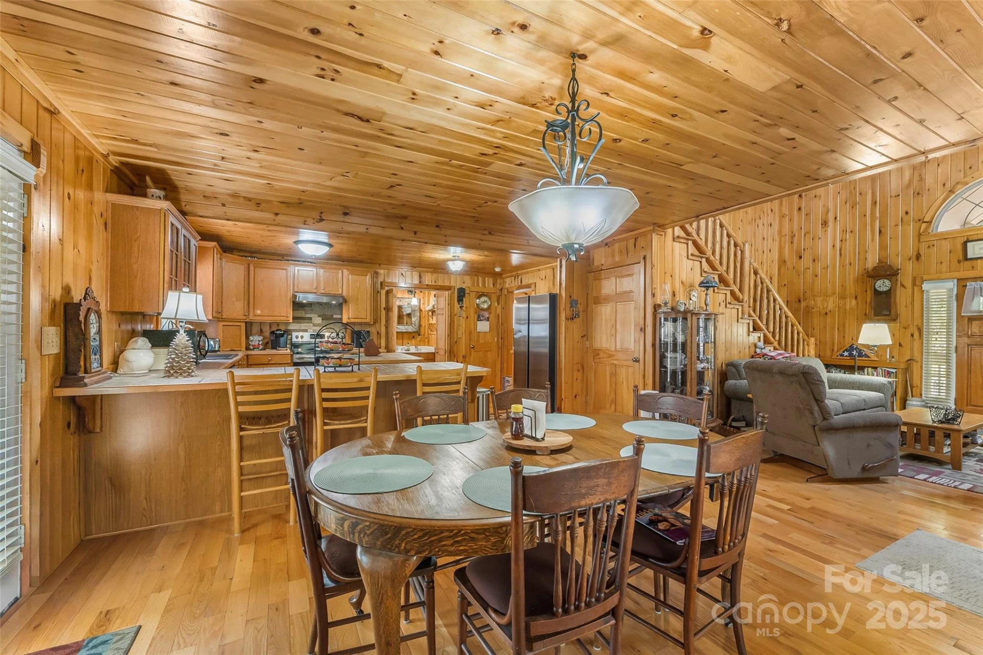 6151 Hemlock Lane - Photo 3