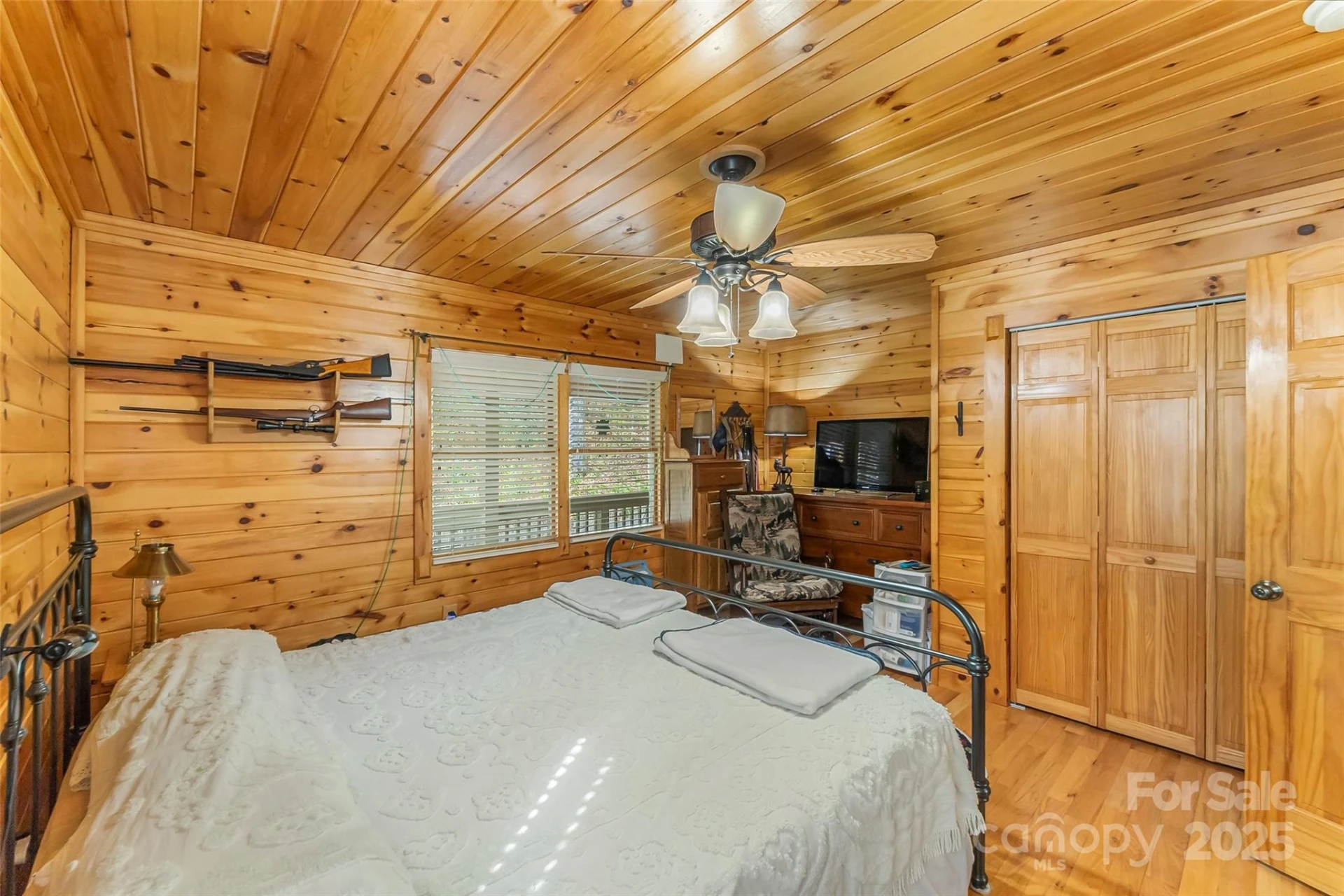 6151 Hemlock Lane - Photo 7