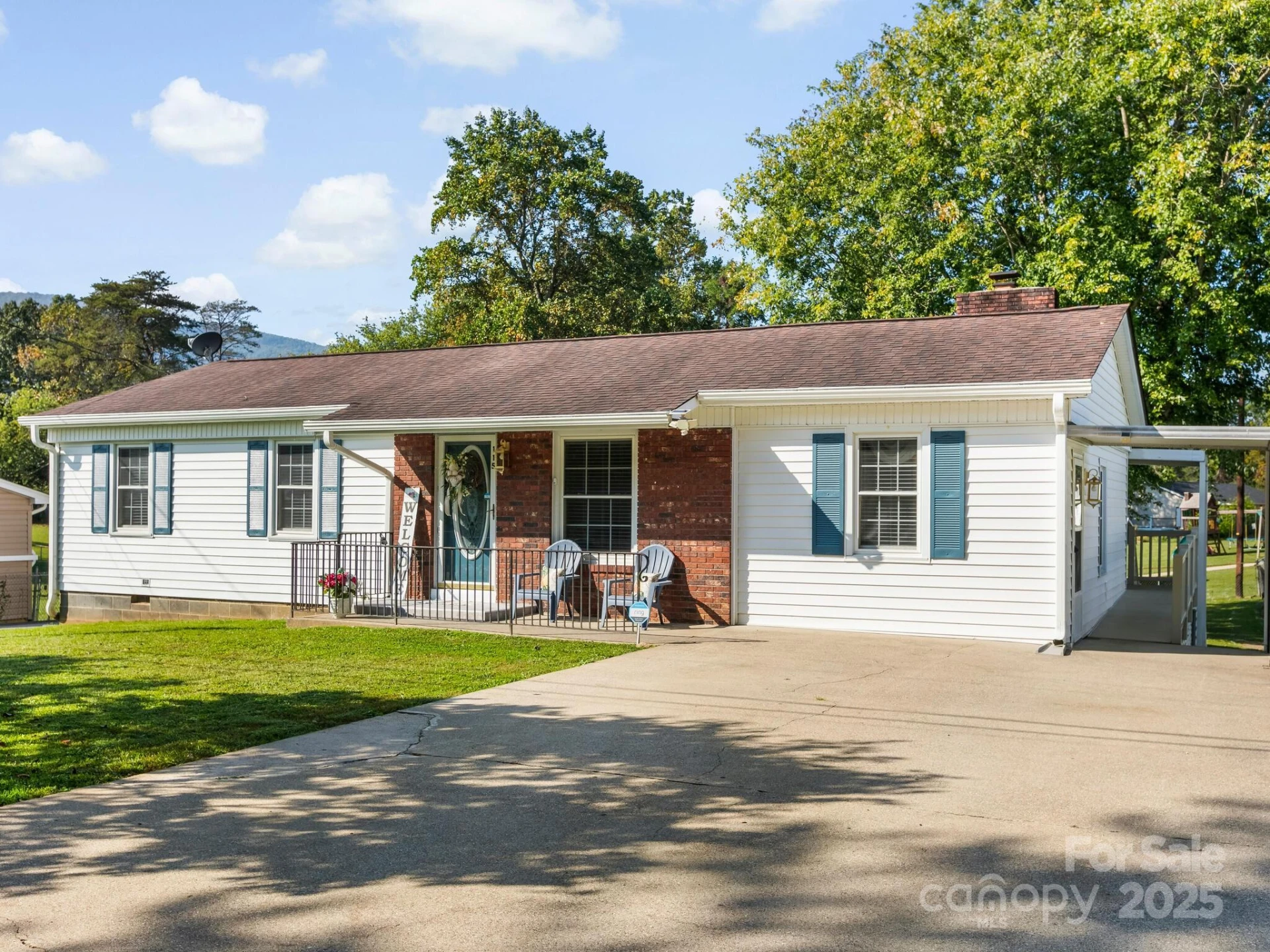 115 Scenic View Drive