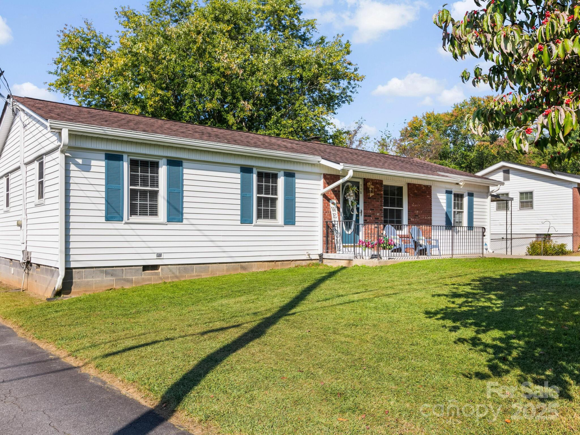 115 Scenic View Drive - Photo 2