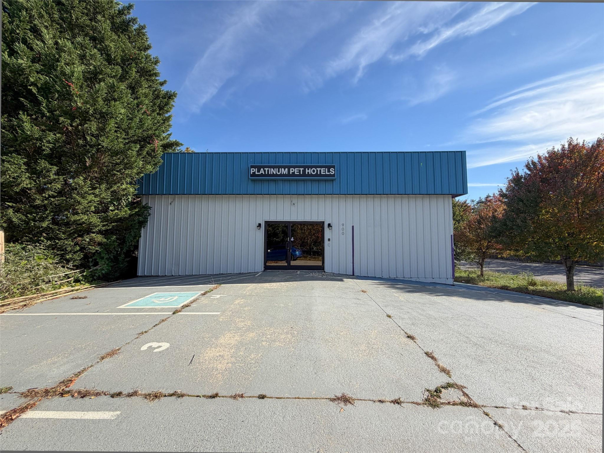 900 Chapel Road - Photo 2